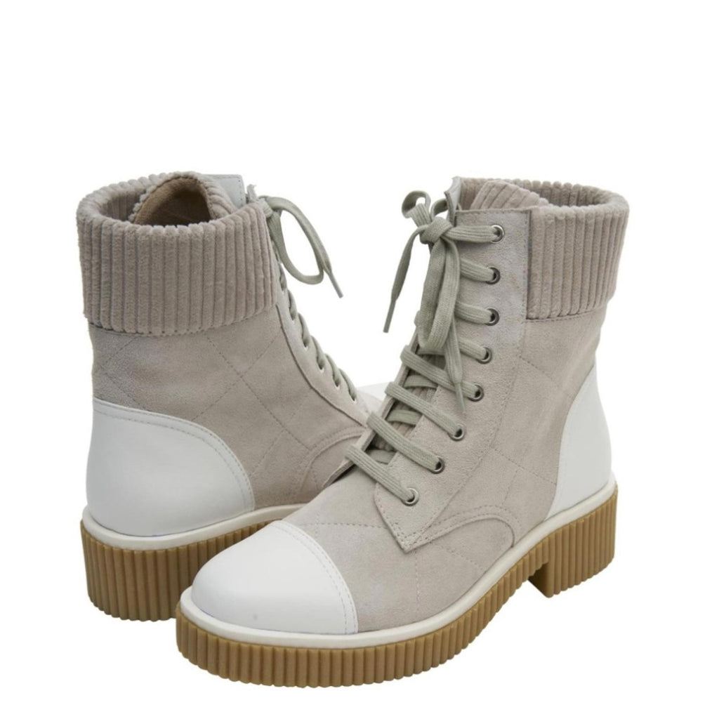 Vaneli Mage Boots in Light Grey Nival Combo, Size 7.5 New w/o Box Retail $250
