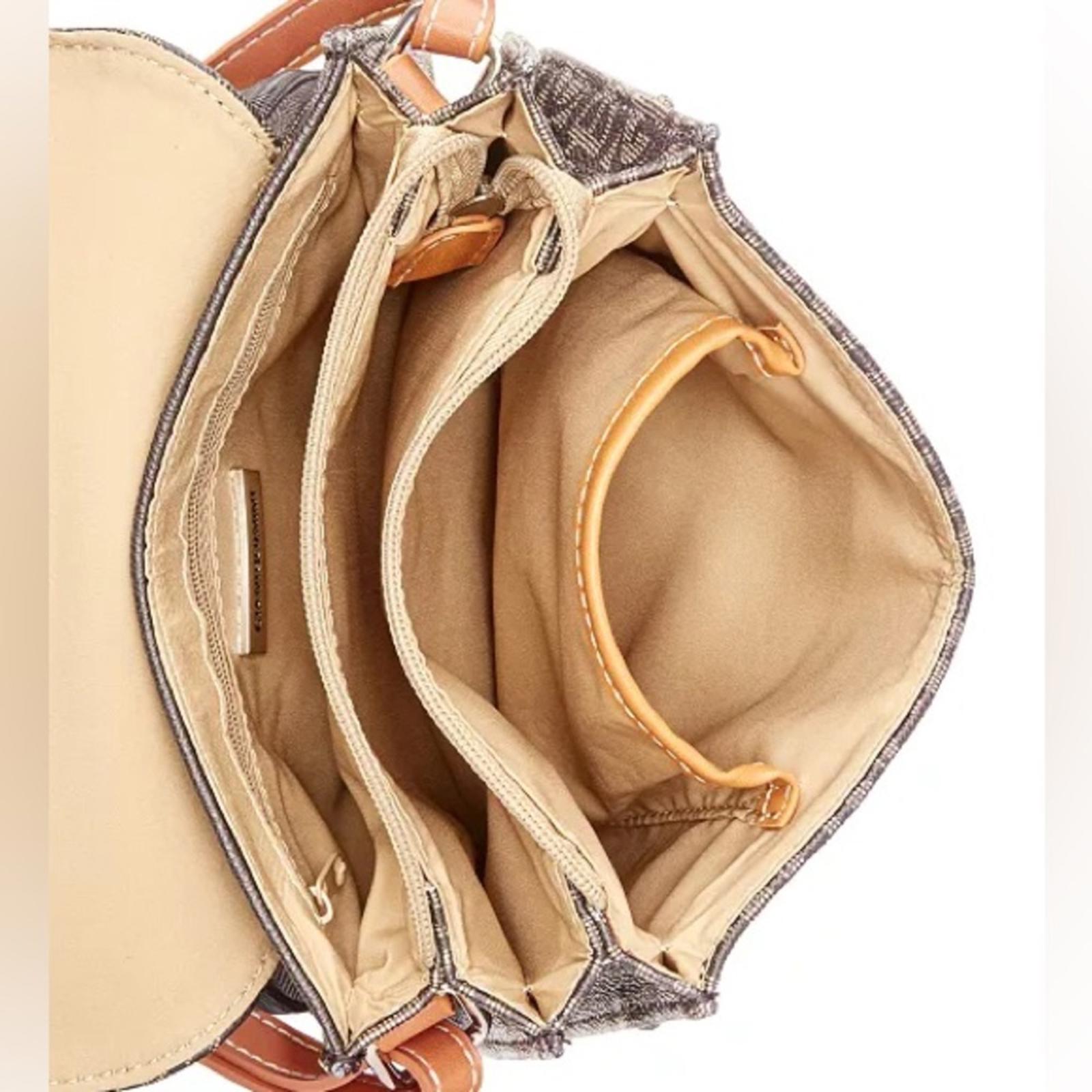 Giani Bernini Block Signature Crossbody Organizer Bag Retail $99.50