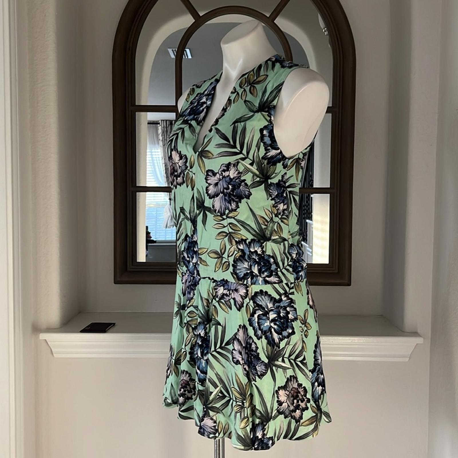 Alice+Olivia Brook Oasis Floral-Mint Dress, Multi Colors, Size 2 EXCELLENT! $298