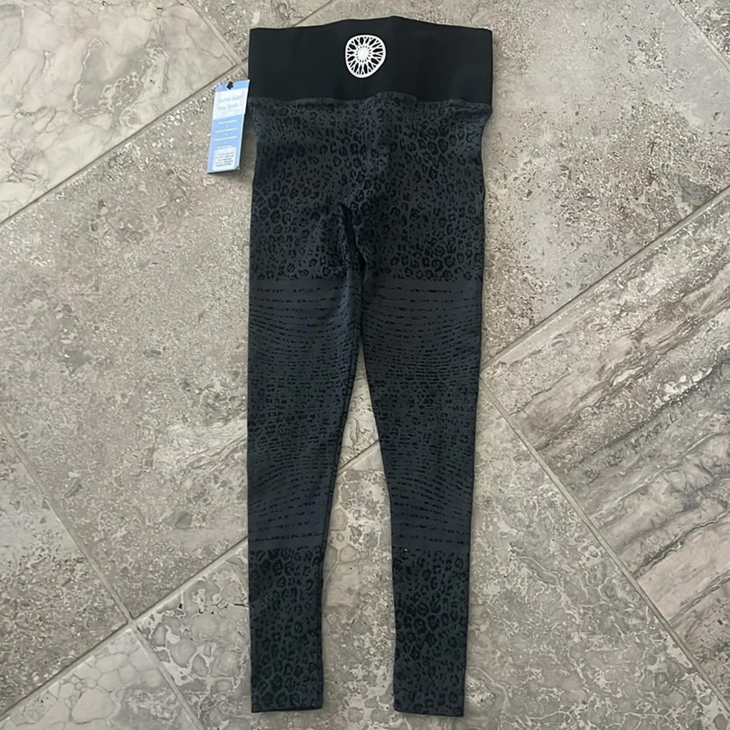 NEW NUX x Soulcycle Feline Seamless Legging, Gray & Black, Size S New w/Tag