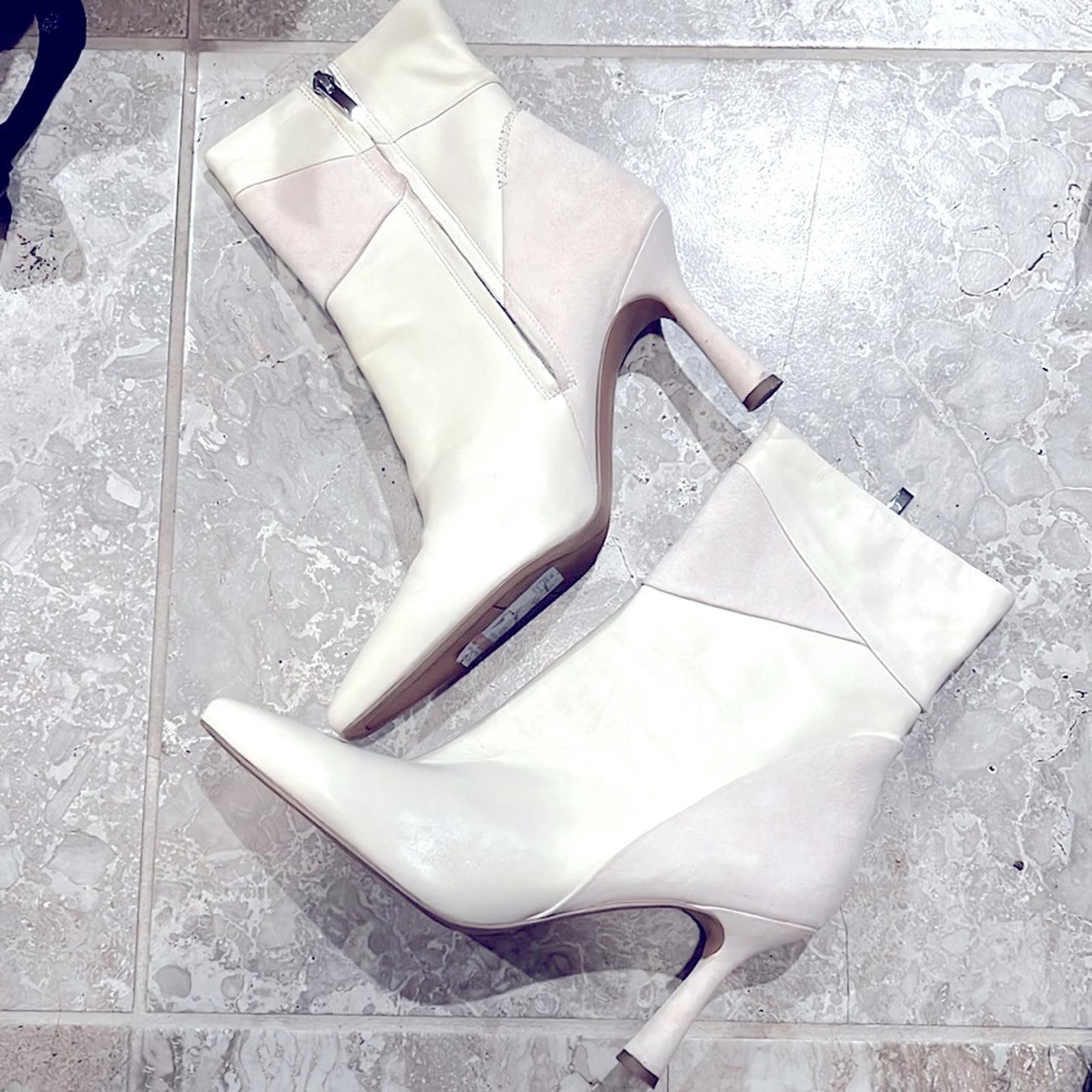 Franco Sarto Milinda Leather Booties, Stone White Size 9.5 M, in Original Box