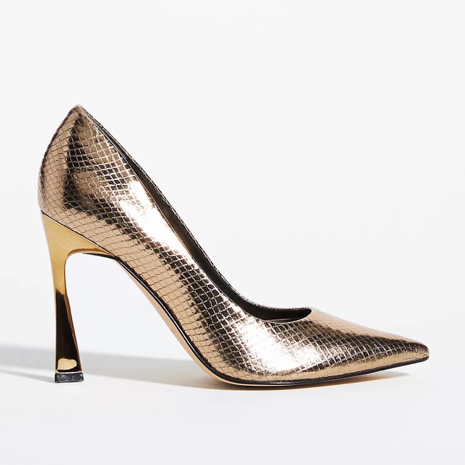 Marc Fisher LTD Sassie Metallic Stiletto Pumps, Gold, Size 7.5M Retail $150