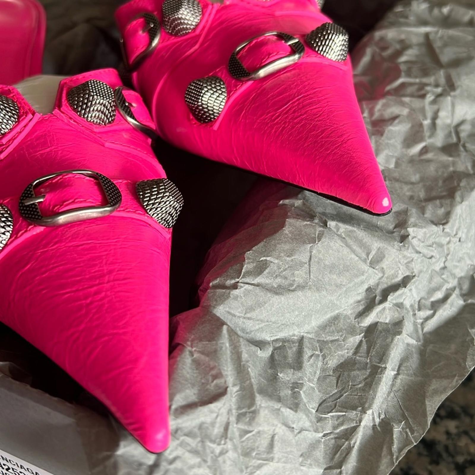 Balenciaga Cagole Pointed Toe Mules Mule in Fluo Pink/Aged Nickel, Size 37 NEW