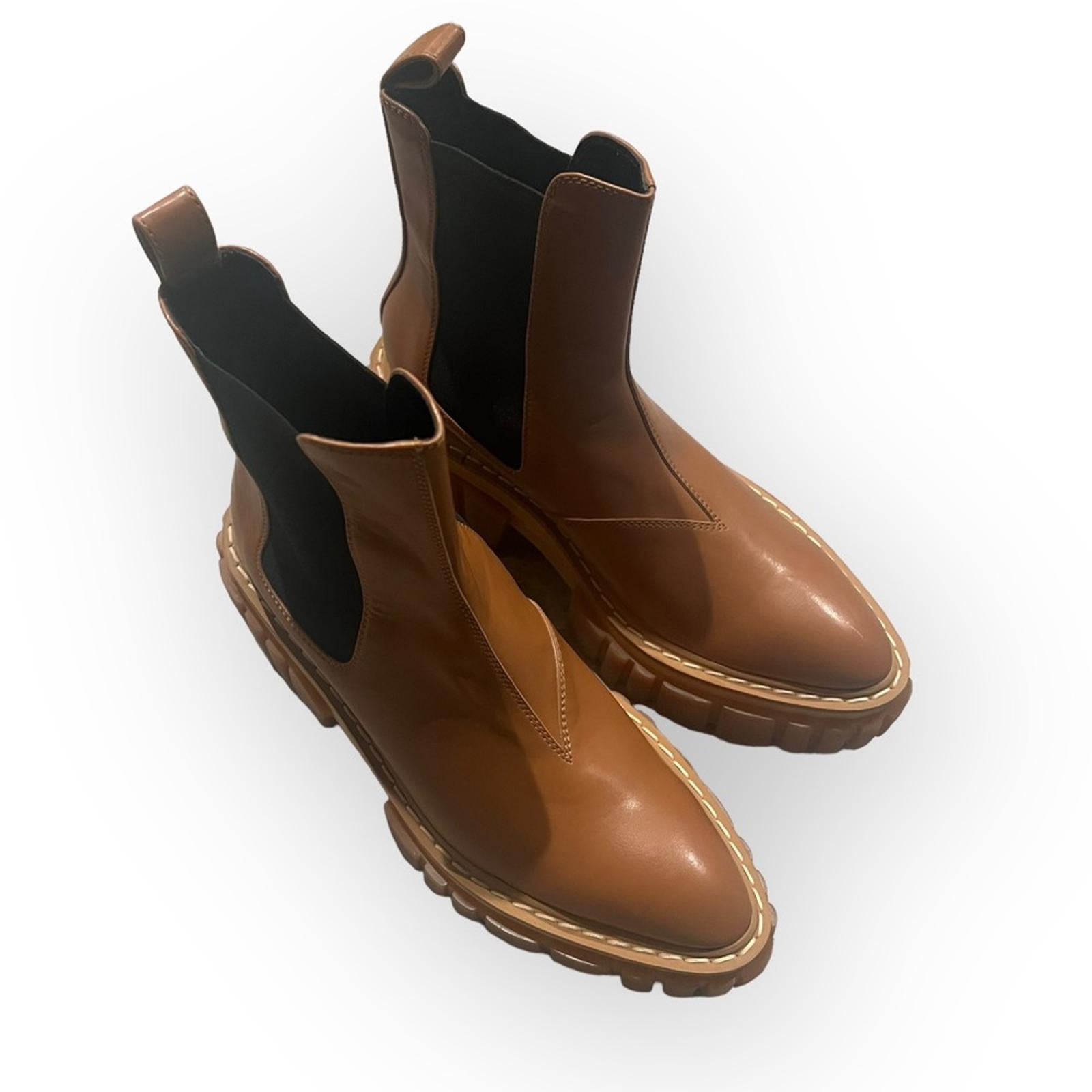 Stella McCartney Emilie Platform Chelsea Boots Size 41/11 Comes in Box EXCELLENT