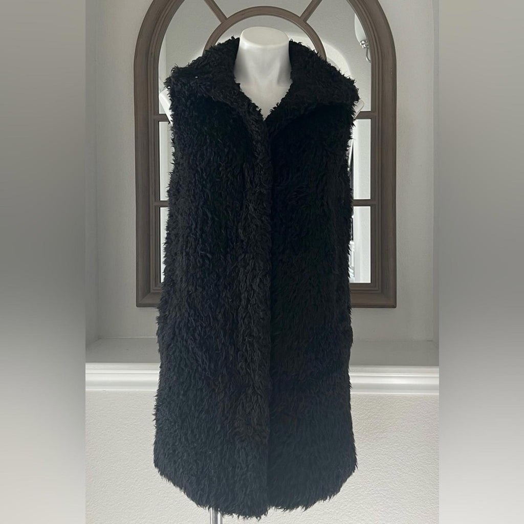 Theory Visterna B. Faux-Fur Vest Black, Size S Retail $395 (Excellent Condition)