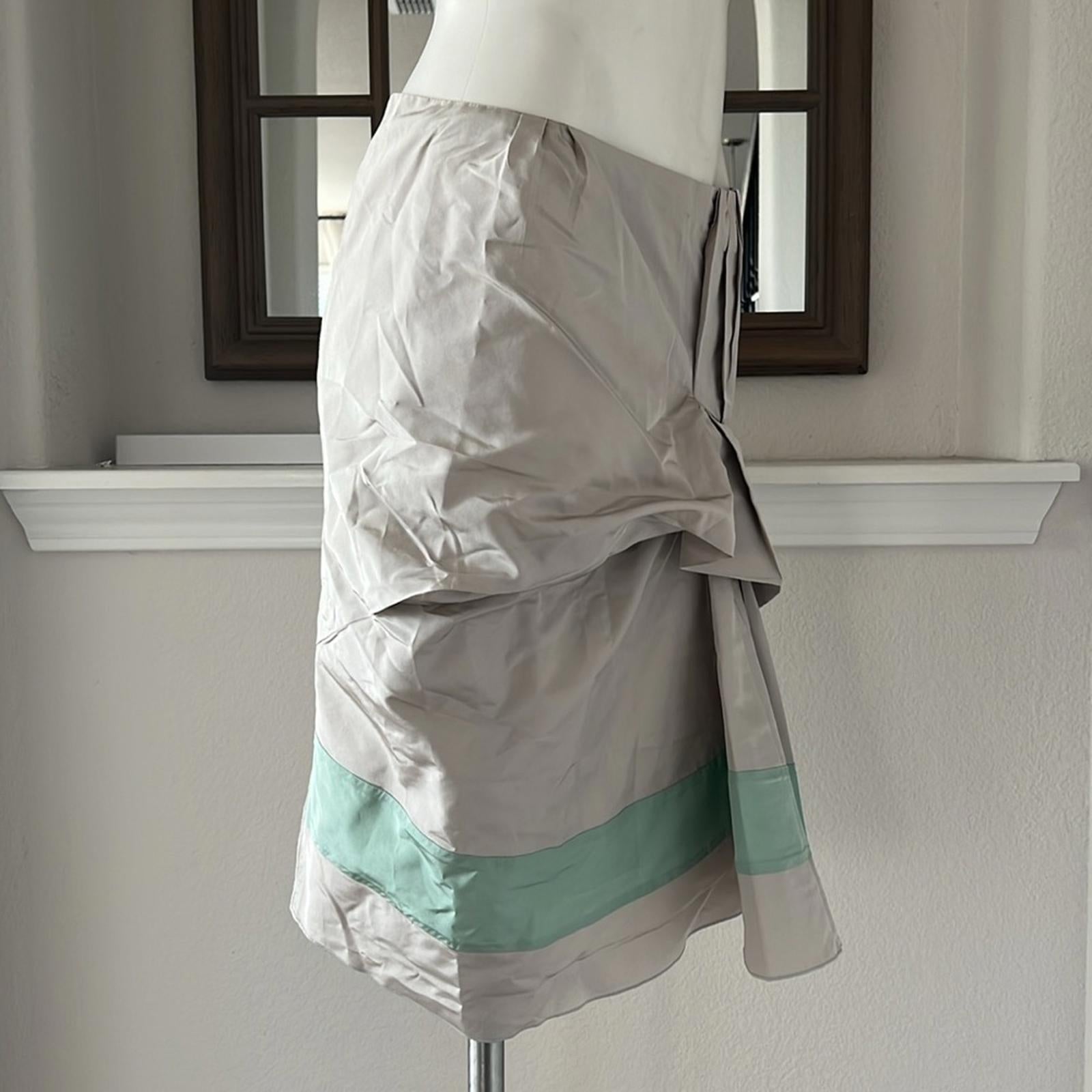 NEW Marc Jacobs Grey Pleated Detail Midi Skirt, Size 6 EXCELLENT!