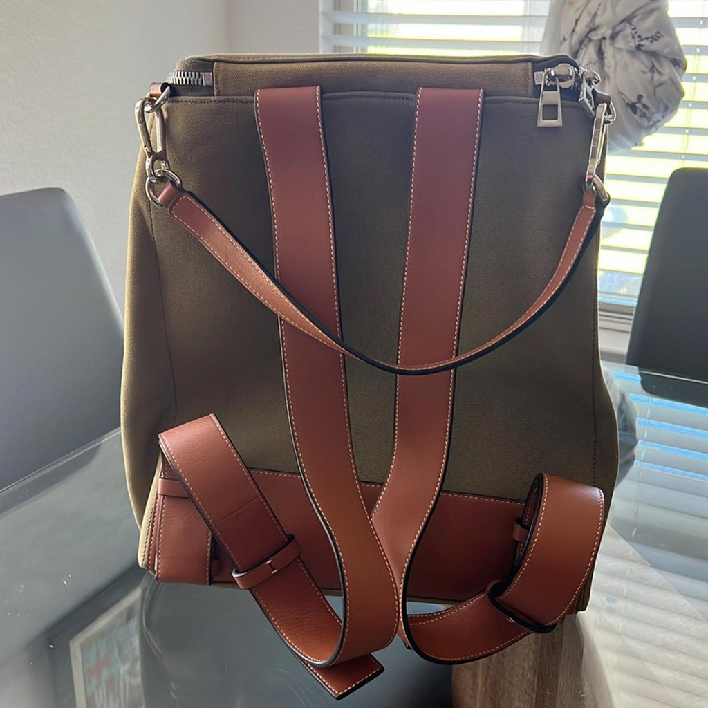 LOEWE Calfskin Small Goya Backpack in Olive Green, EXCELLENT!
