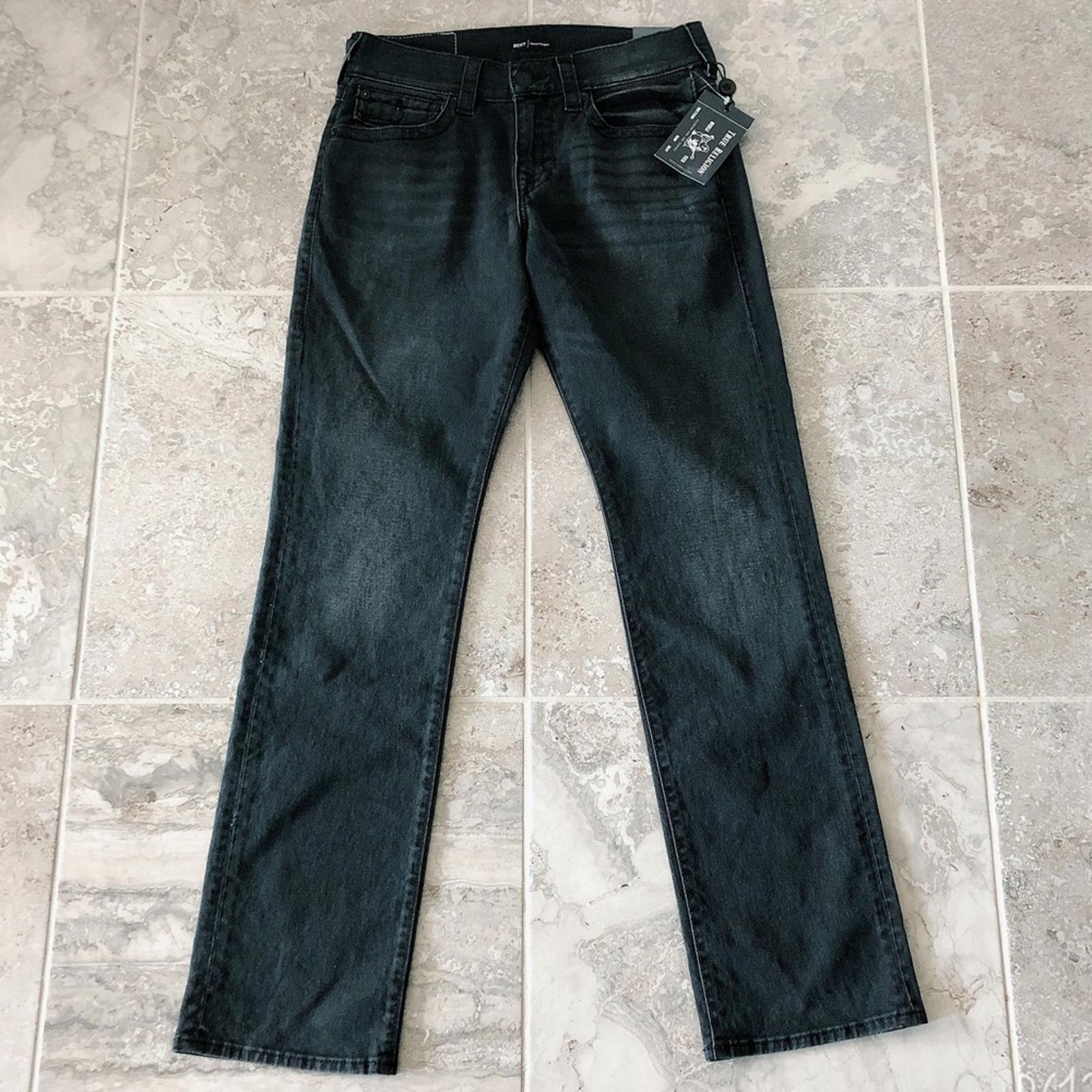 NEW True Religion Men’s Ricky Straight Leg Jeans, Size 30 New w/Tag Retail $159