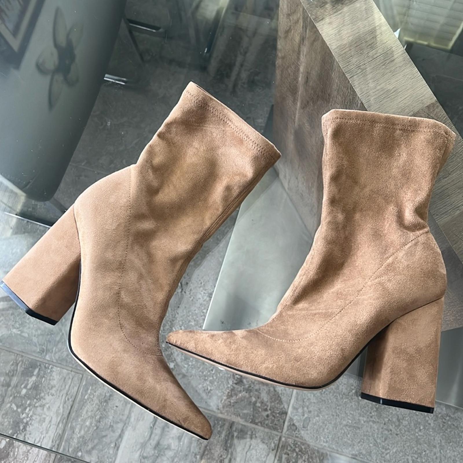 Marc Fisher LTD Larry Pointed Toe Ankle Boots, Size 8.5 NEW w/o Box