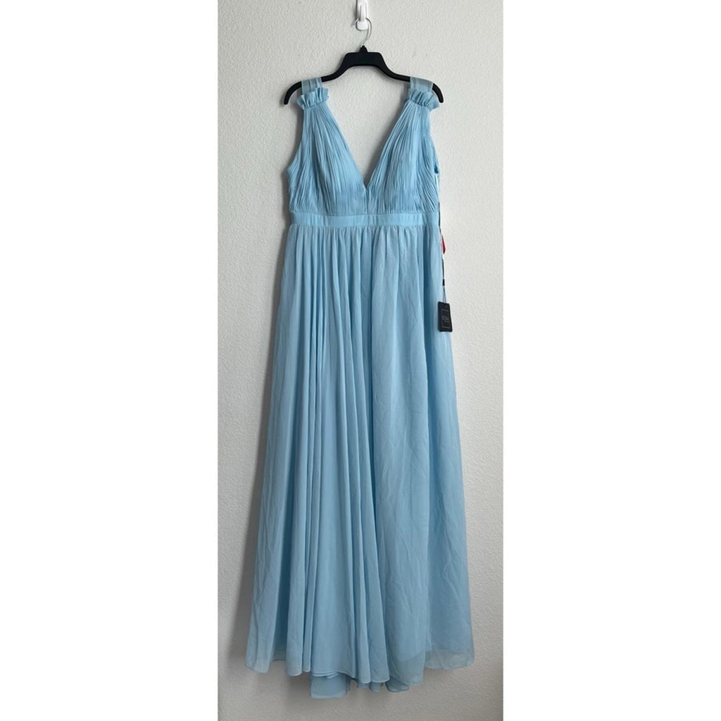 Mac Duggal IEENA Chiffon Plunge Neck Gown in Powder Blue, Size 12 New w/Tag $258