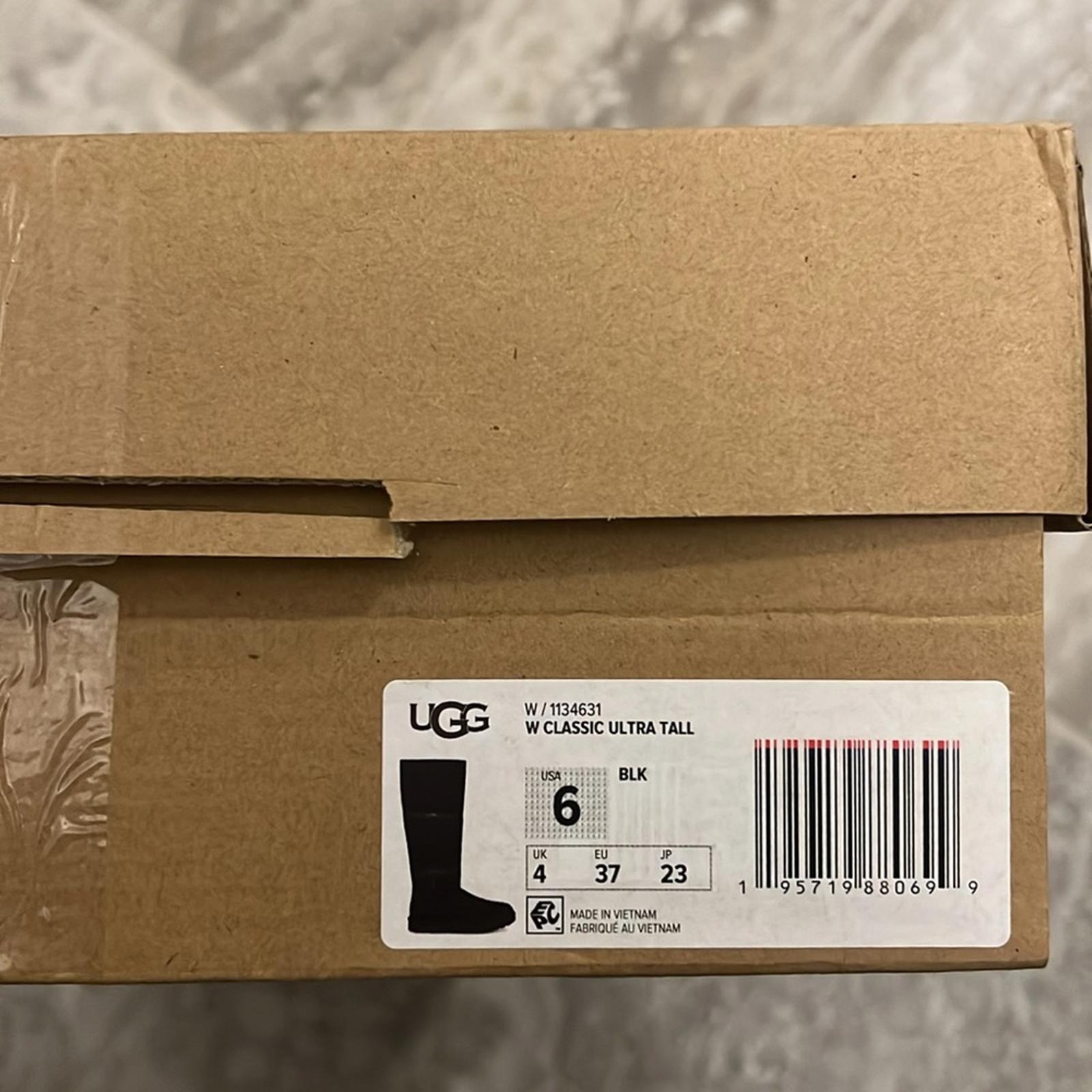 UGG Classic Ultra Convertible Tall Boots in Black, Size EU37 US6 New in Box