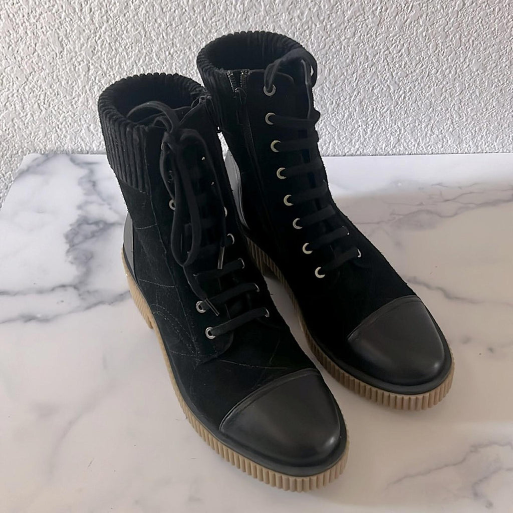 Vaneli Mage Boots in Black Suede/Leather, Size 10 New in Box $250