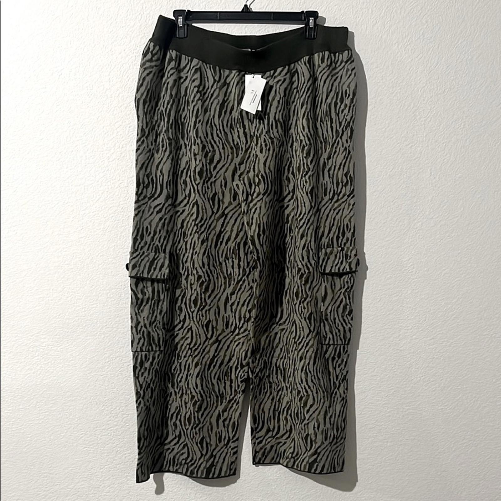 Royalty by Maluma Men's Flared Jacquard Sweater Cargo Pants, NEW, Size XXL