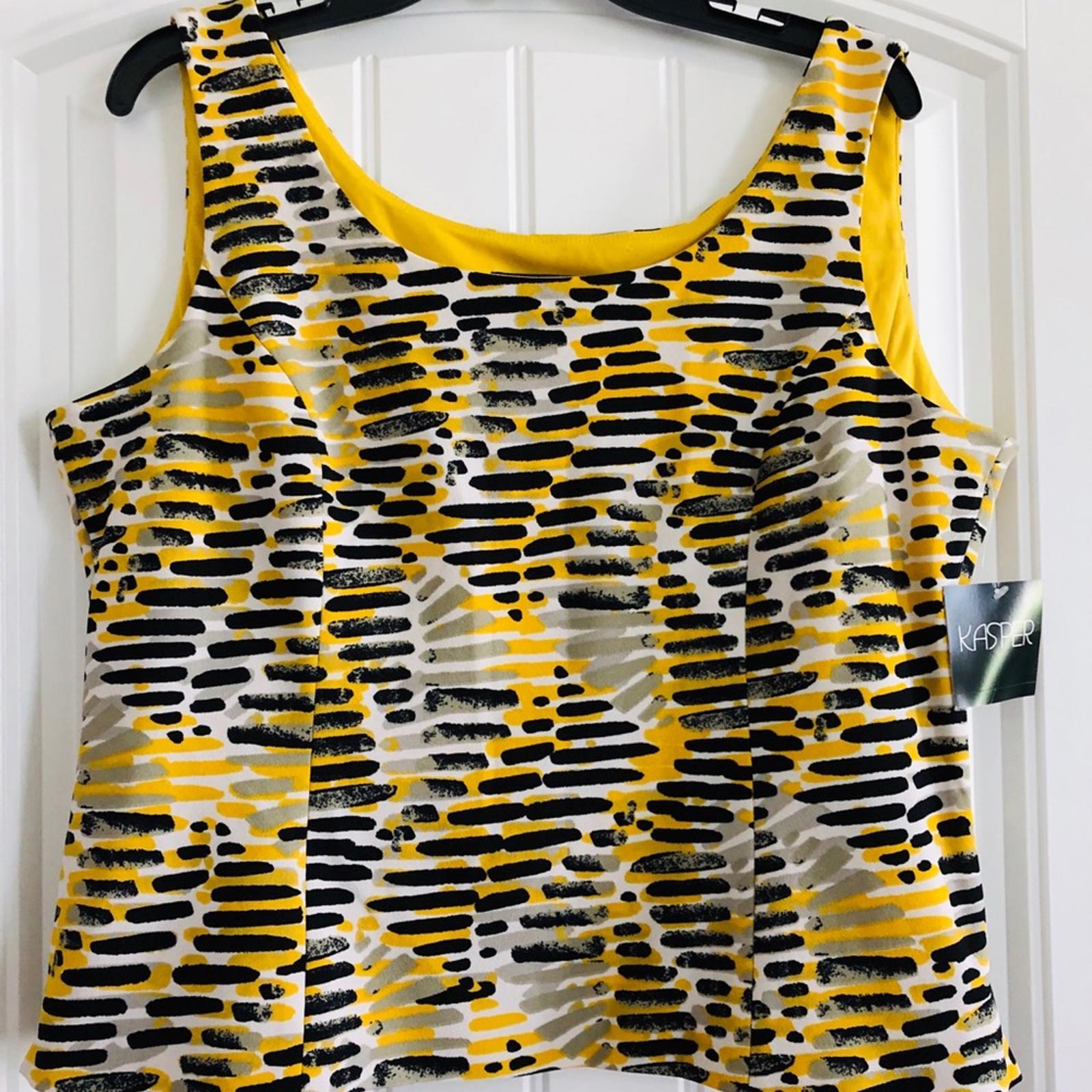 Kasper Helix Scuba Crepe Top, Size 12, NEW w/Tag