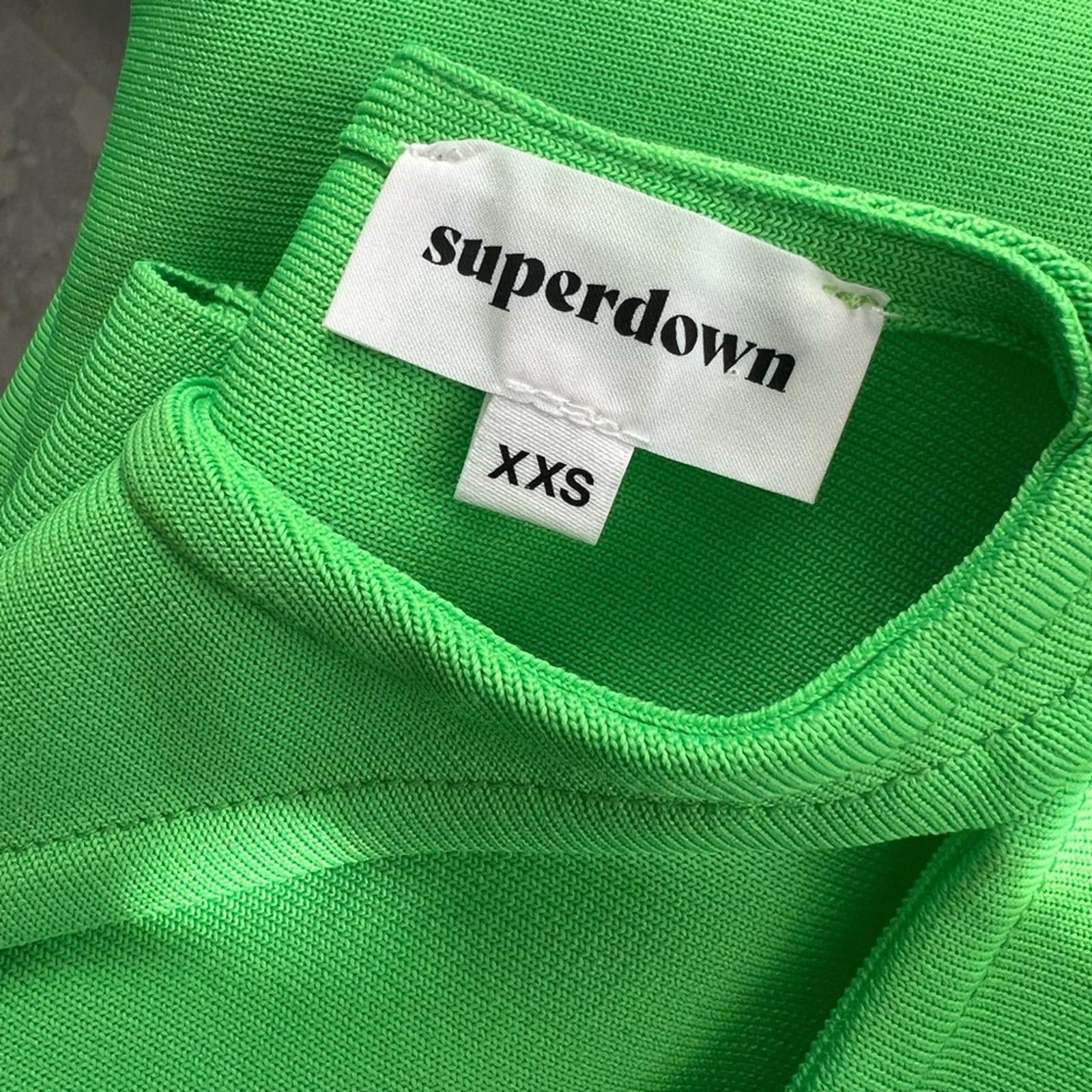 NWT Superdown REVOLVE Sasha Bandage Mini Dress in Bright Green Size XXS