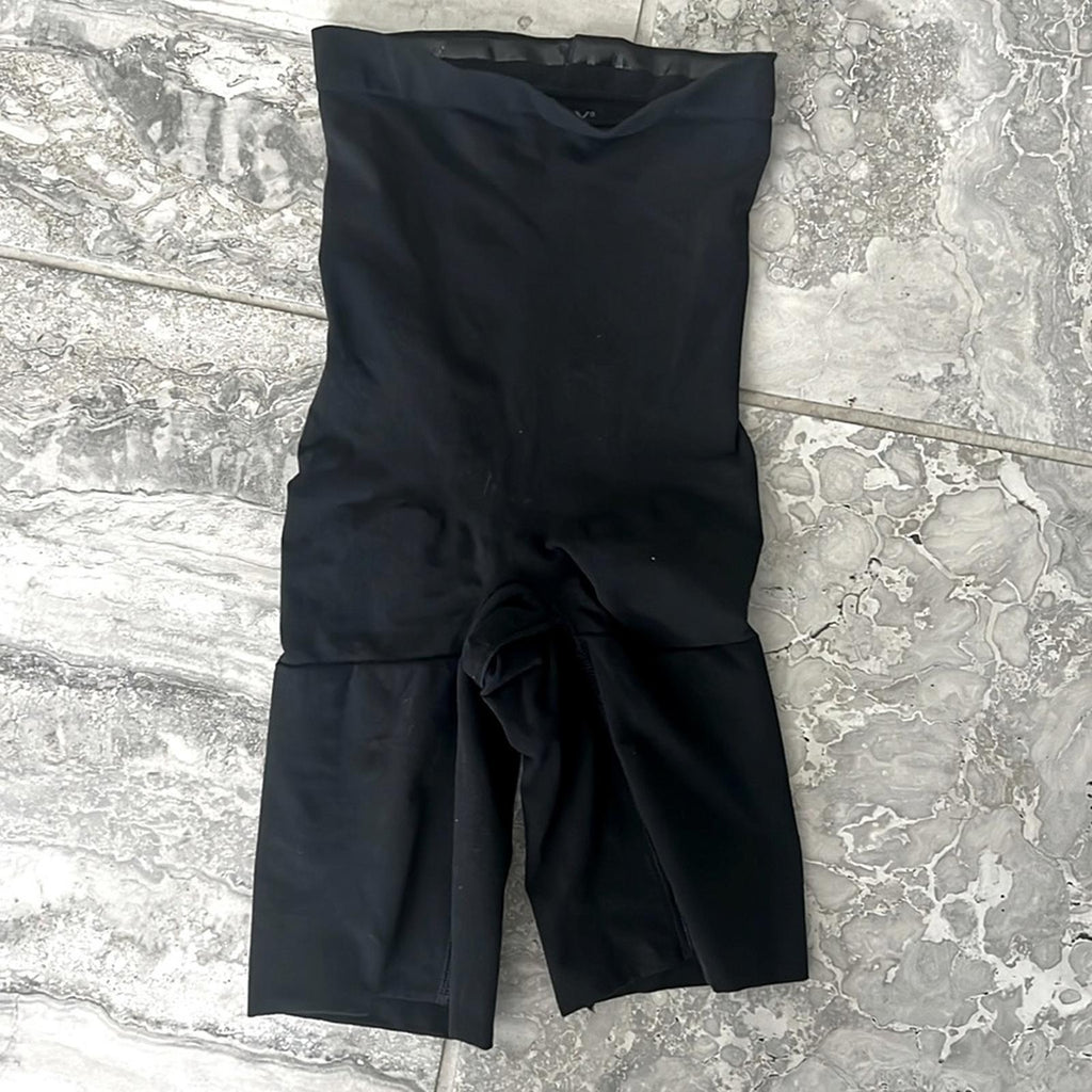 Spanx Power Series Medium Control Higher Power Short in Black, Size M EXCELLENT!
