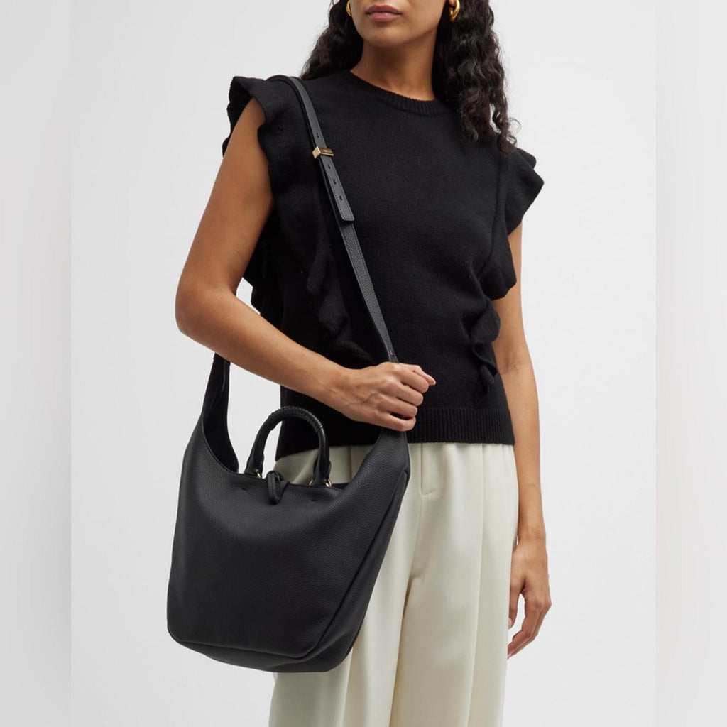 Chloé Deia Medium Hobo Bag in Grained Calfskin Leather – Black – Excellent