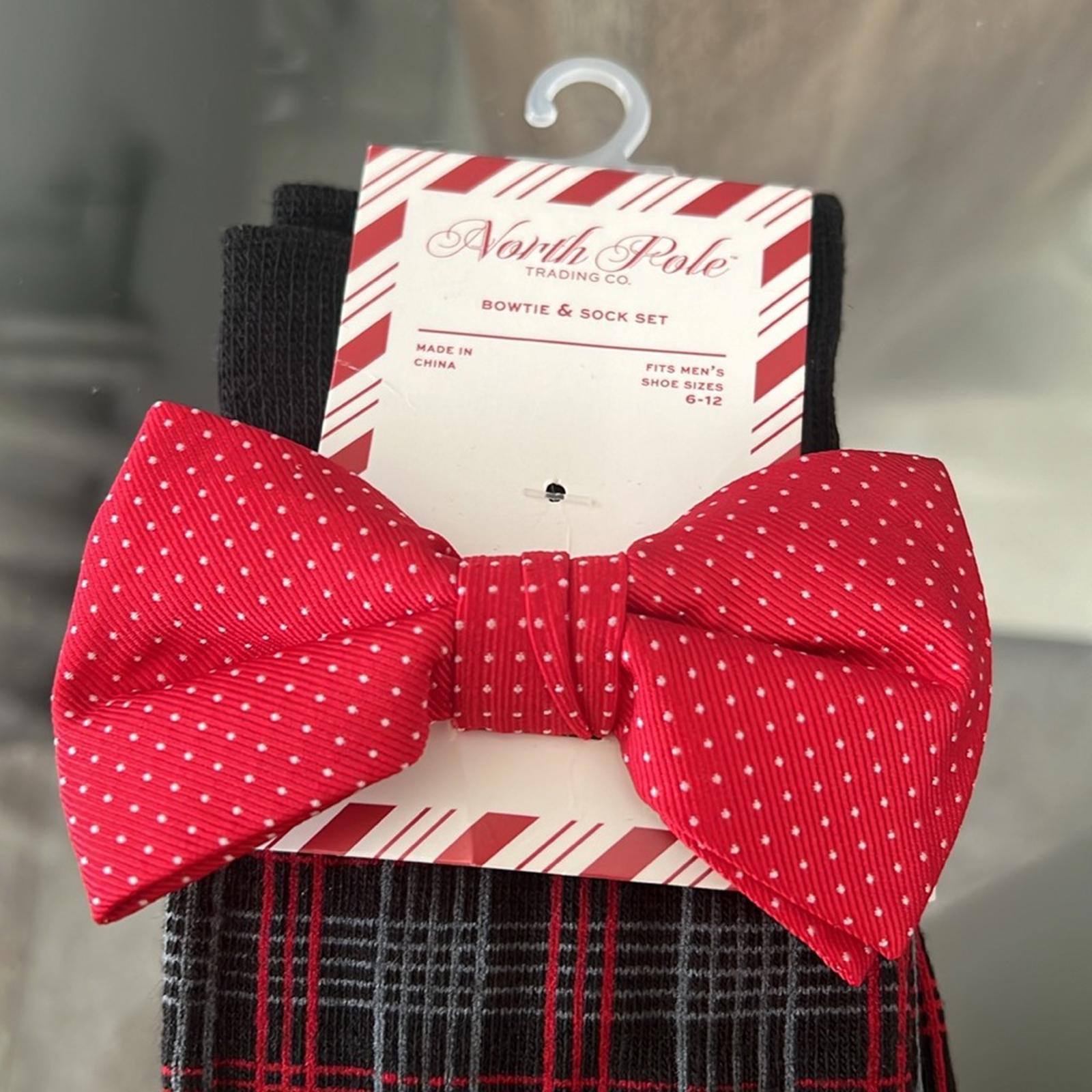 Bowtie & Sock Set from North Pole Trading Co. Fits Men’s Shoe Sizes 6-12 NWT