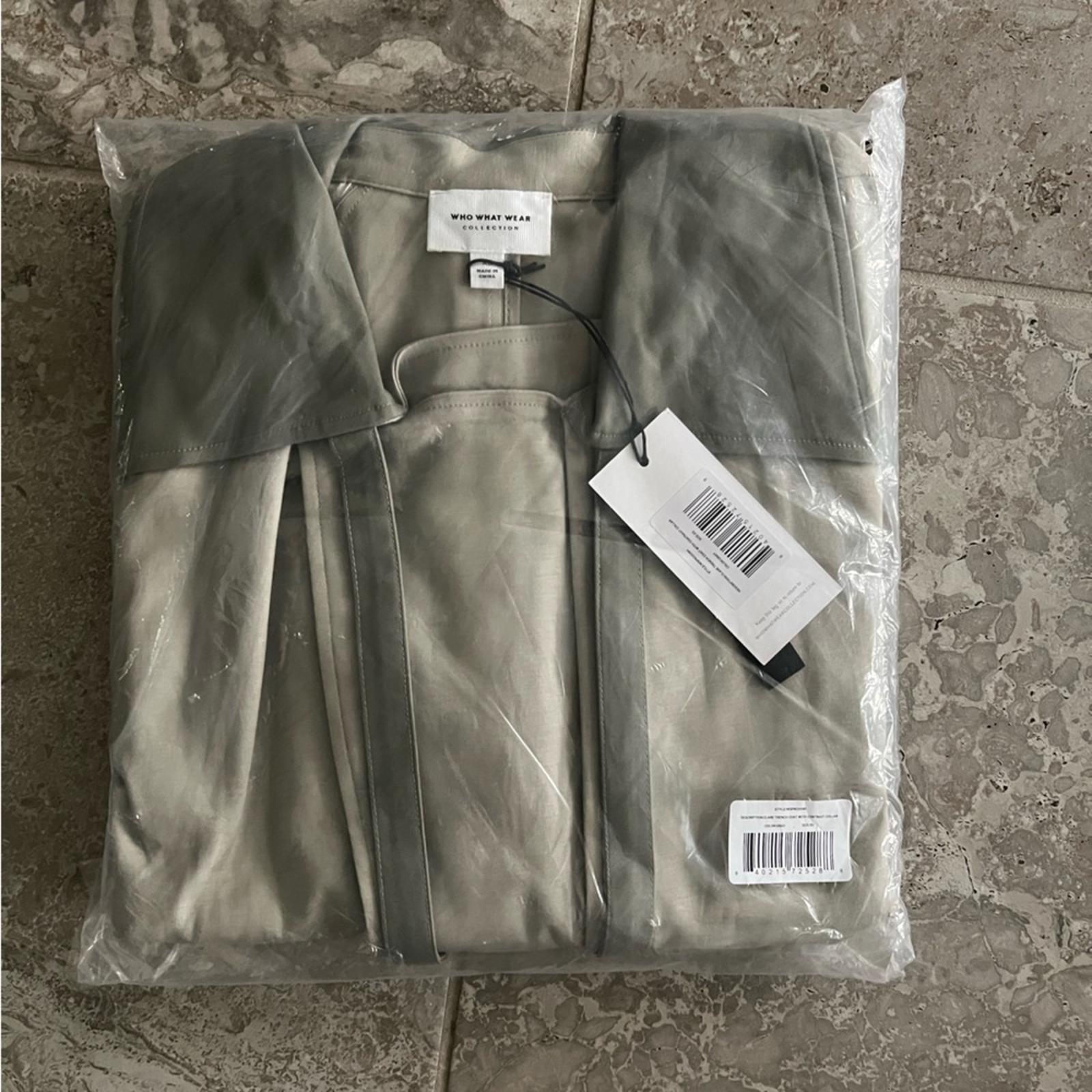Who What Wear Clare Trench Coat with Contrast Collar Size XS, New w/Tag