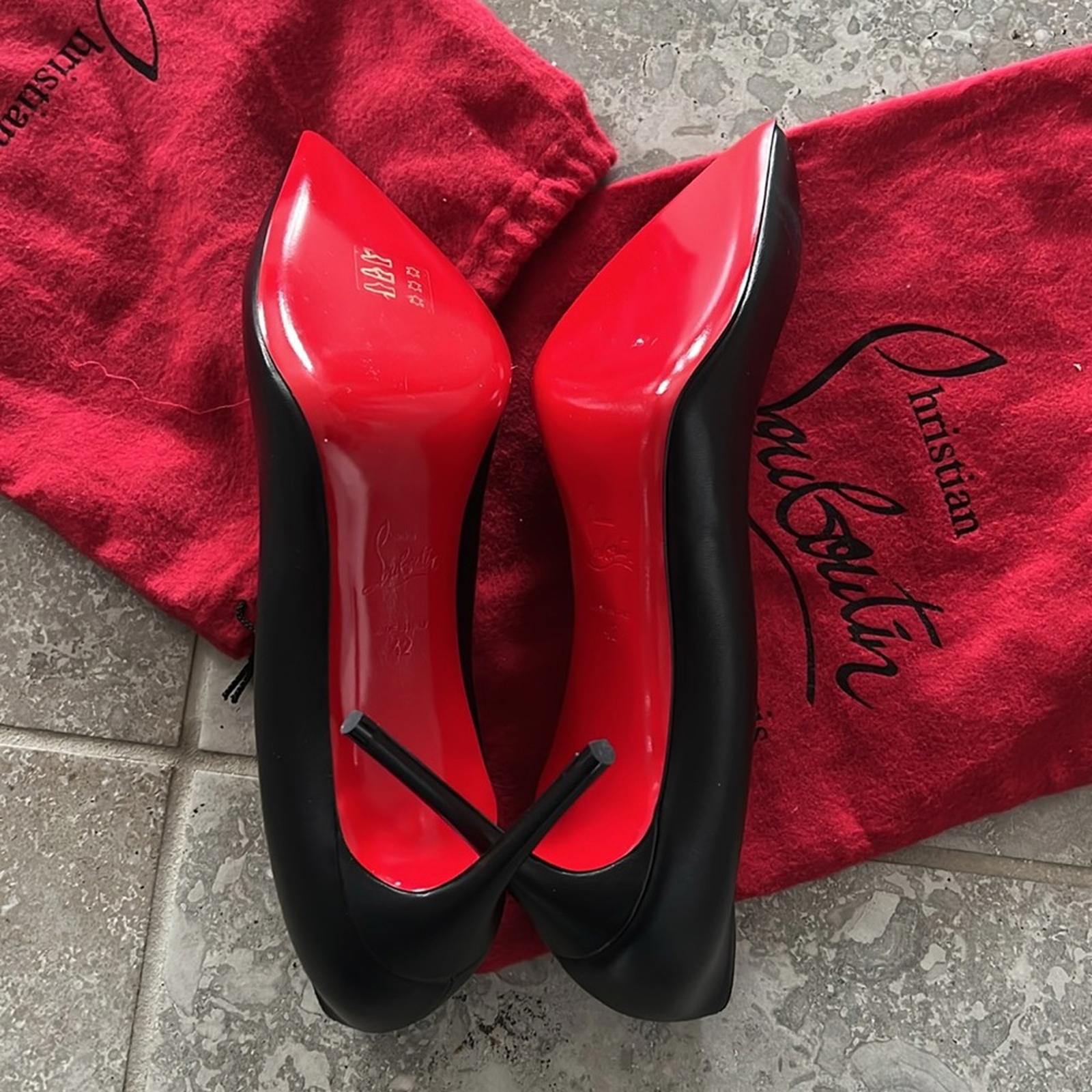 Christian Louboutin Kate 100 Leather Courts in Black, Size 42 NEW + DustBags
