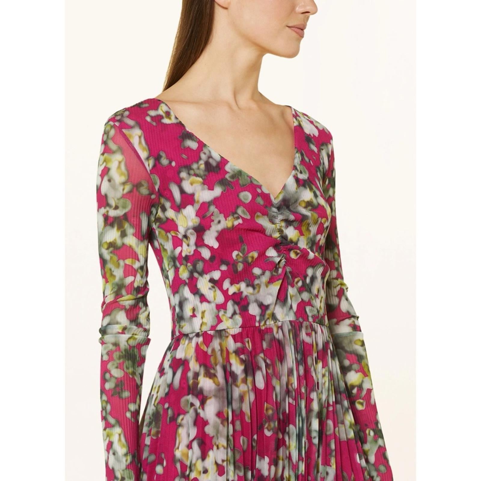 HUGO BOSS Long Sleeve Dress in Plissé Tulle with Seasonal Print Size S NEW w/Tag