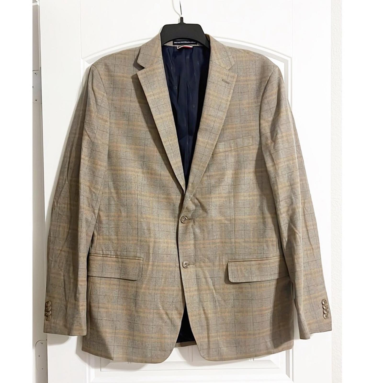 Tommy Hilfiger Conrad Oatmeal Gray Windowpane Plaid Blazer Size 44L NWT $295