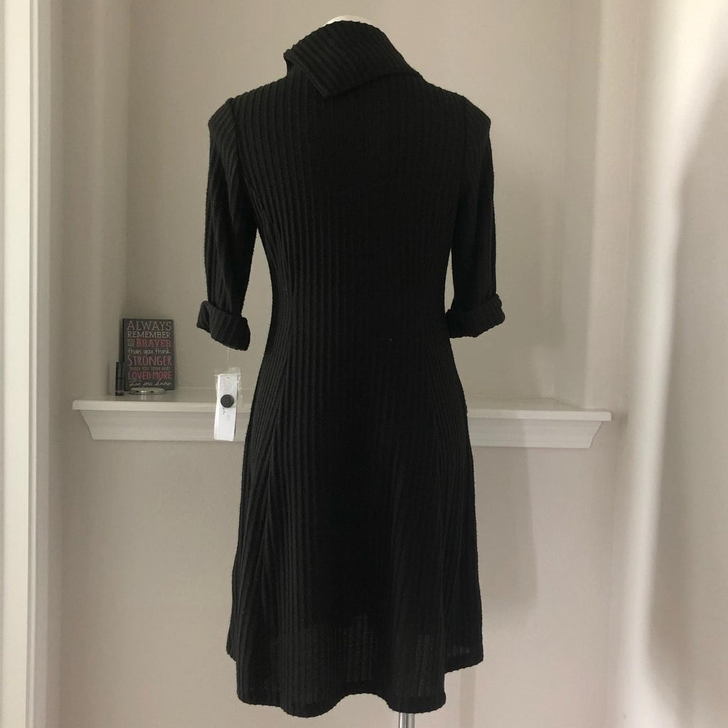 Robbie Bee’s Signature Ribbed Sweater Dress in Black, Size M New w/Tag