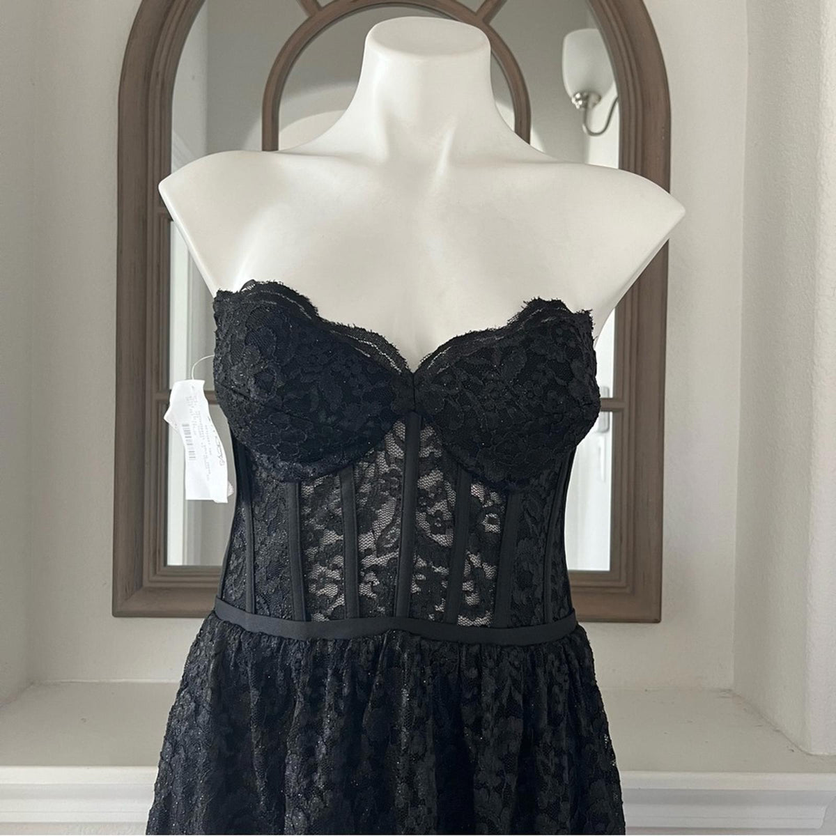 Morgan & Co. Sweetheart Necklace Corset Ballgown Size 1, New w/Tag Retail $199