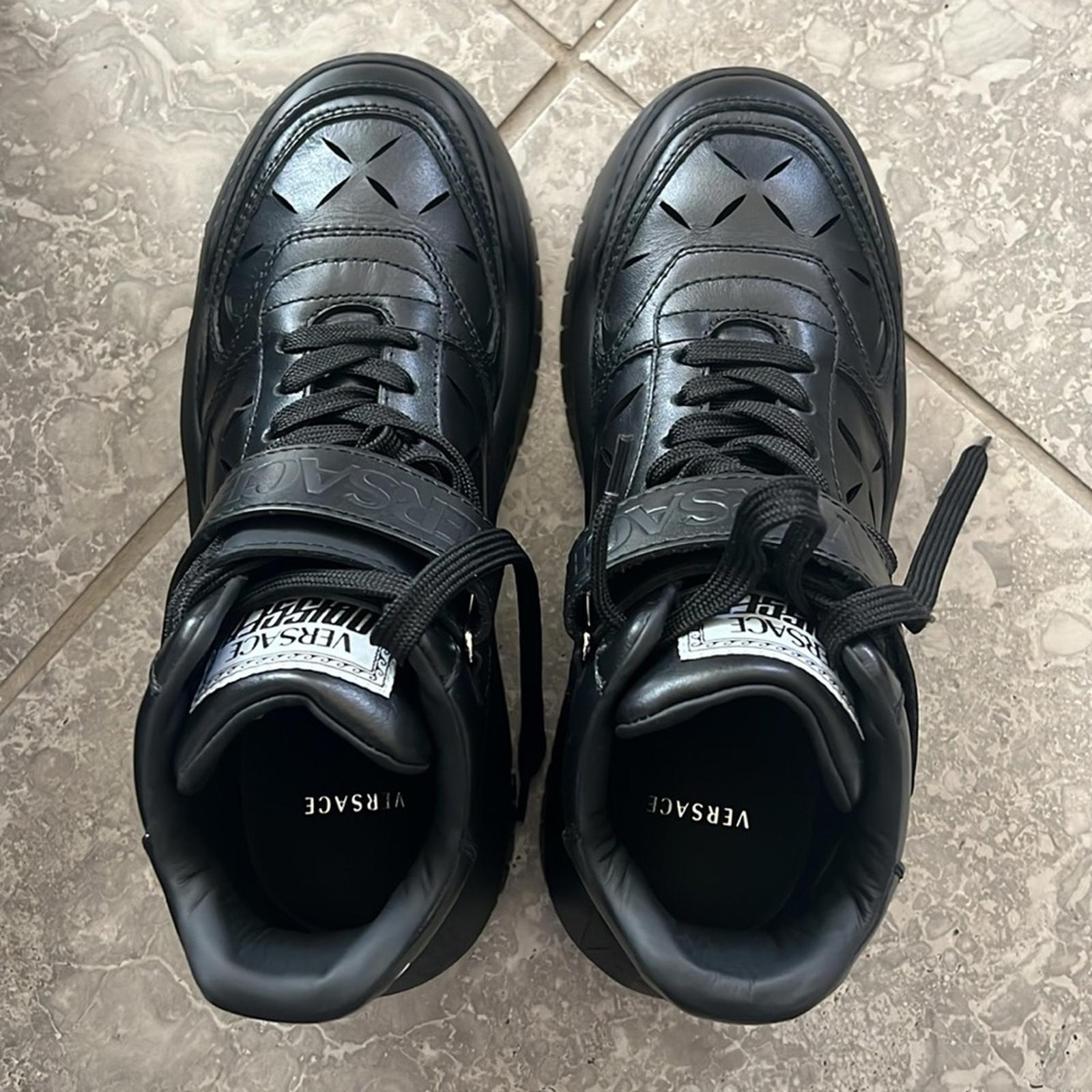 Versace Odissea Calf Leather High-Top Sneakers Black, Size 42 New+Dustbag $1,175