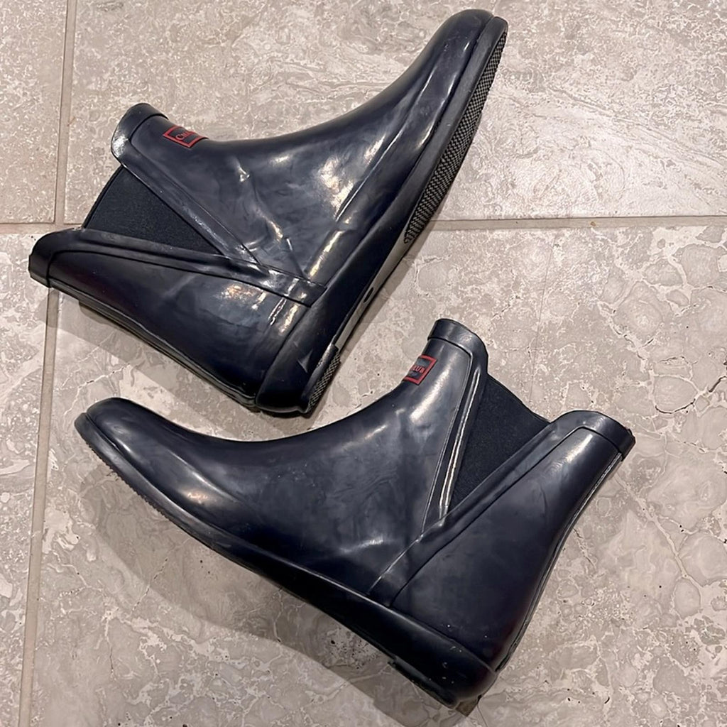 Charter Club Cloudburst Outdoor Stretch Rain Boots in Navy EXCELLENT