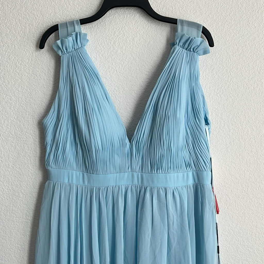 Mac Duggal IEENA Chiffon Plunge Neck Gown in Powder Blue, Size 12 New w/Tag $258