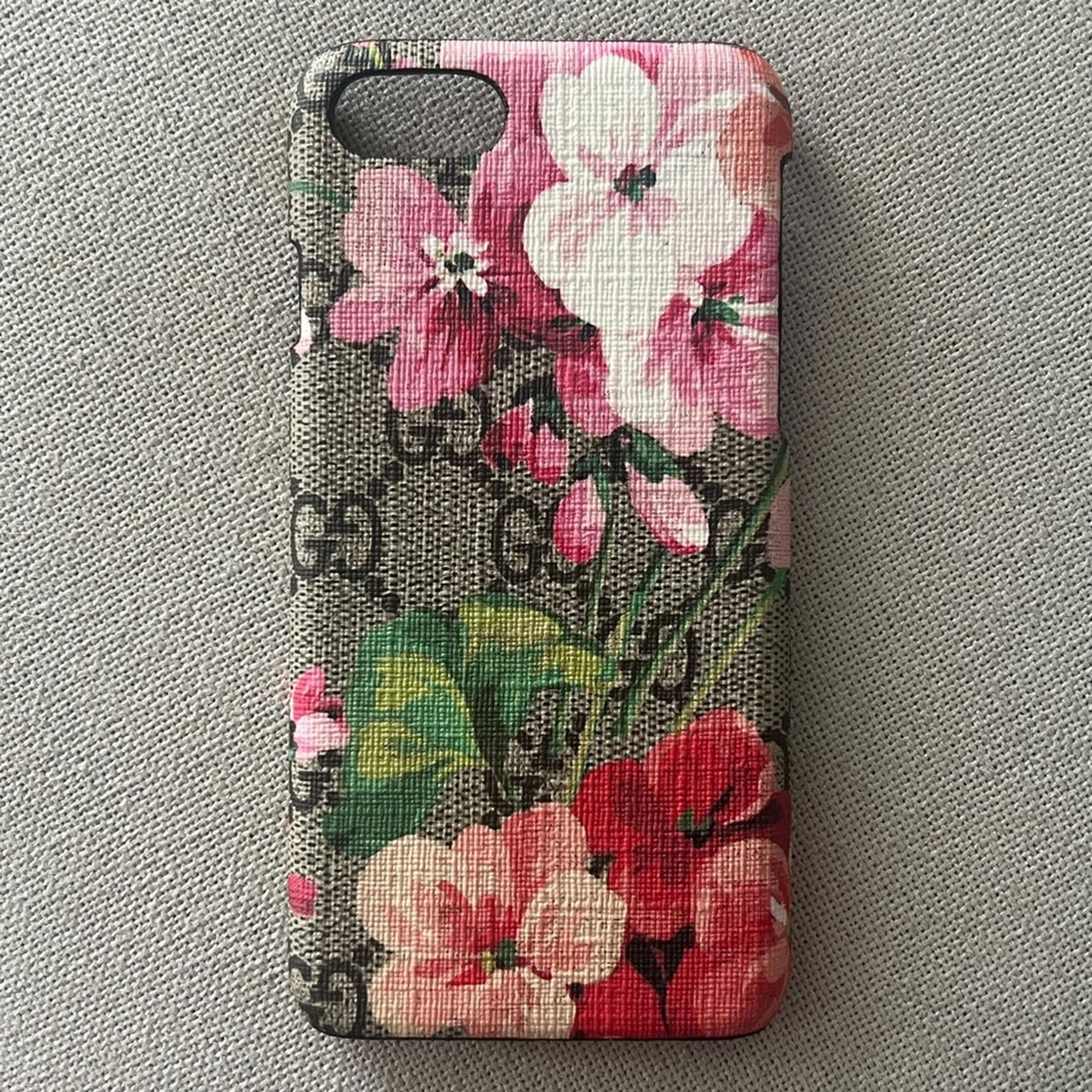 Gucci GG Blooms iPhone Case, New in Box, Retail $325