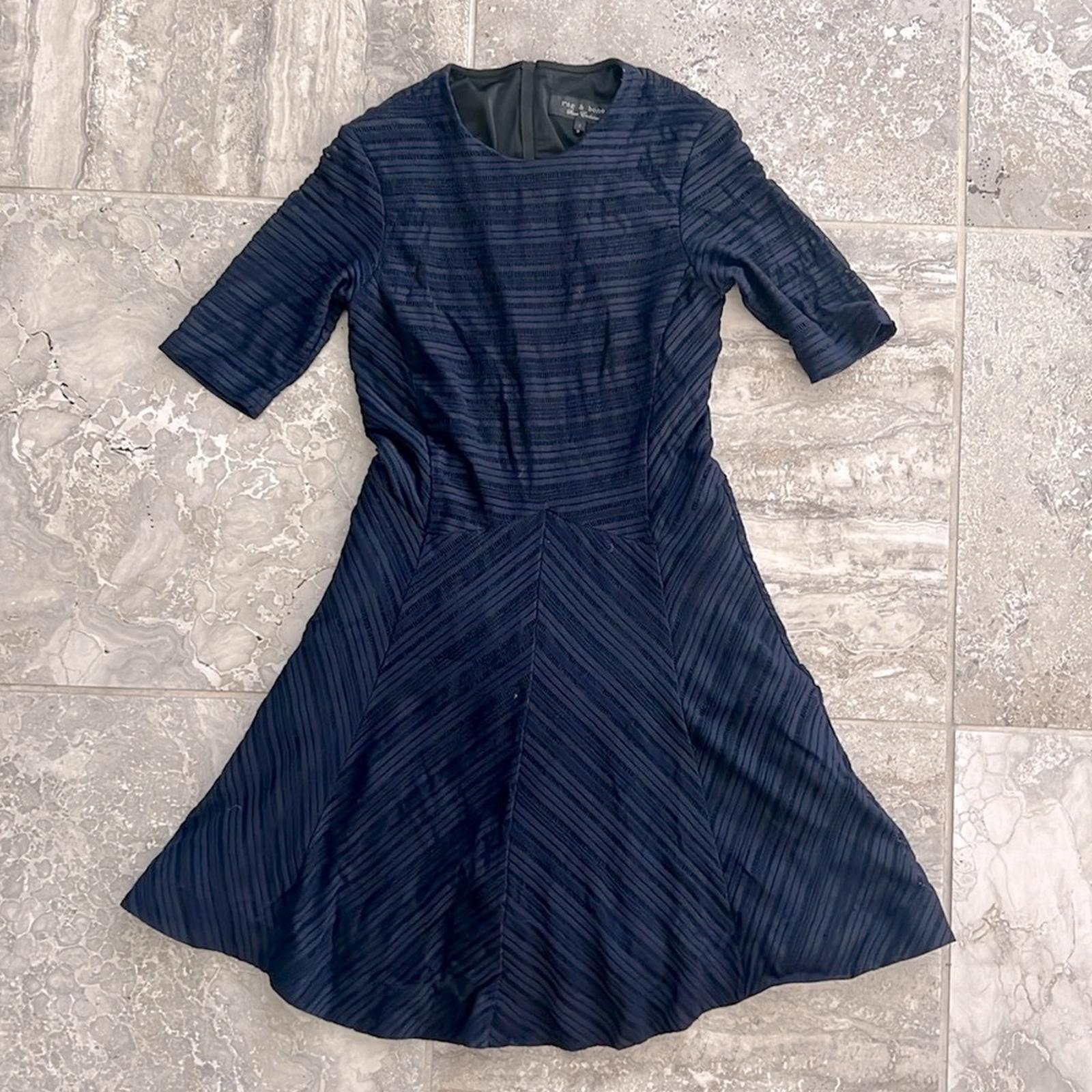 Rag & Bone Basha Short Sleeve Dress in Navy, Size 4 EXCELLENT!