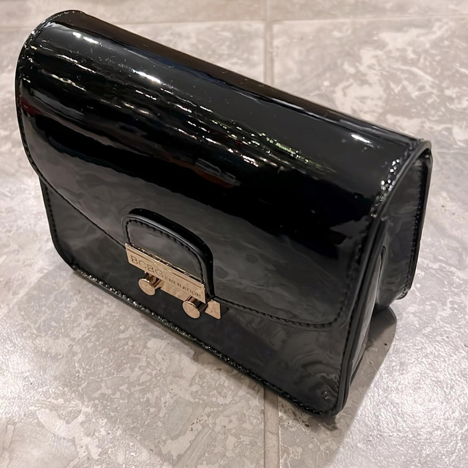 BCBG Milly Crossbody Bag in Black, NEW