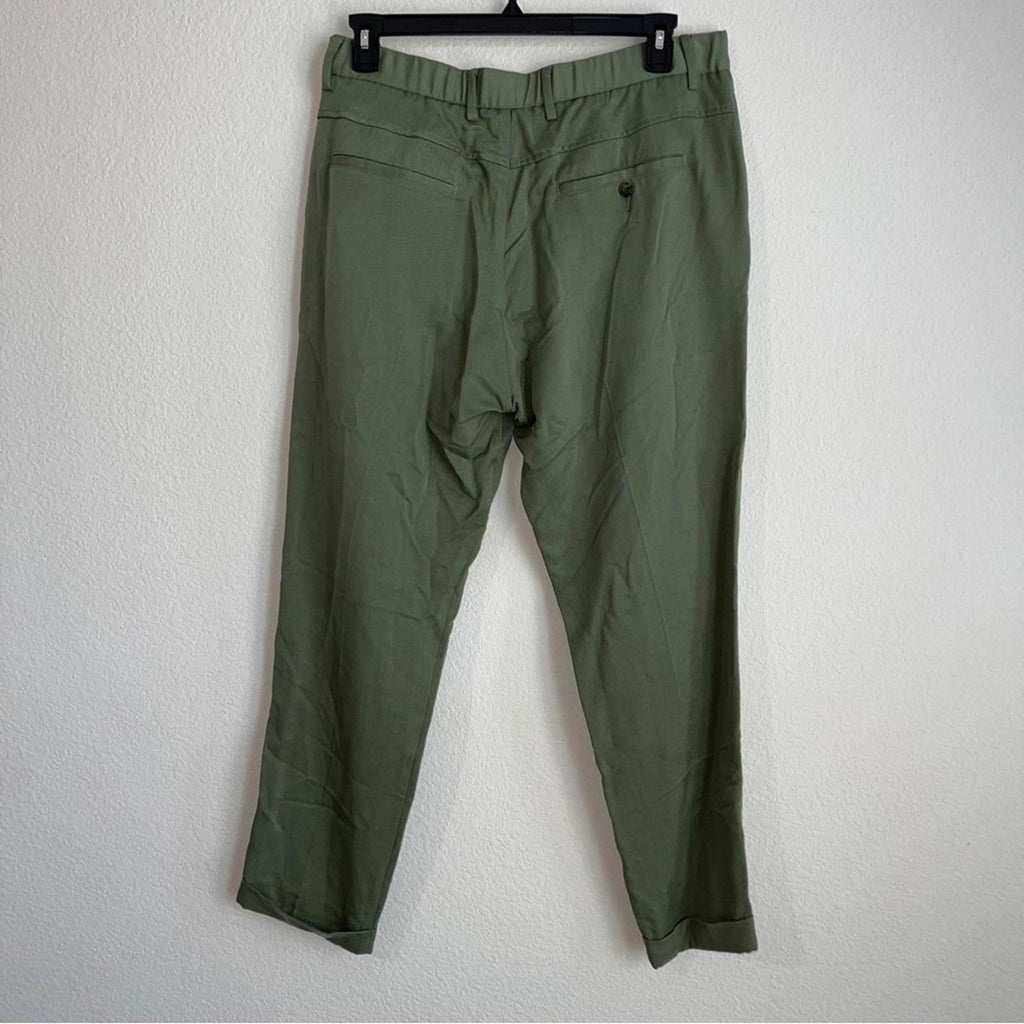 Vince Solid Cuffed Regular Fit Pants in Yucca Pine, Size 34 New w/Tag $275