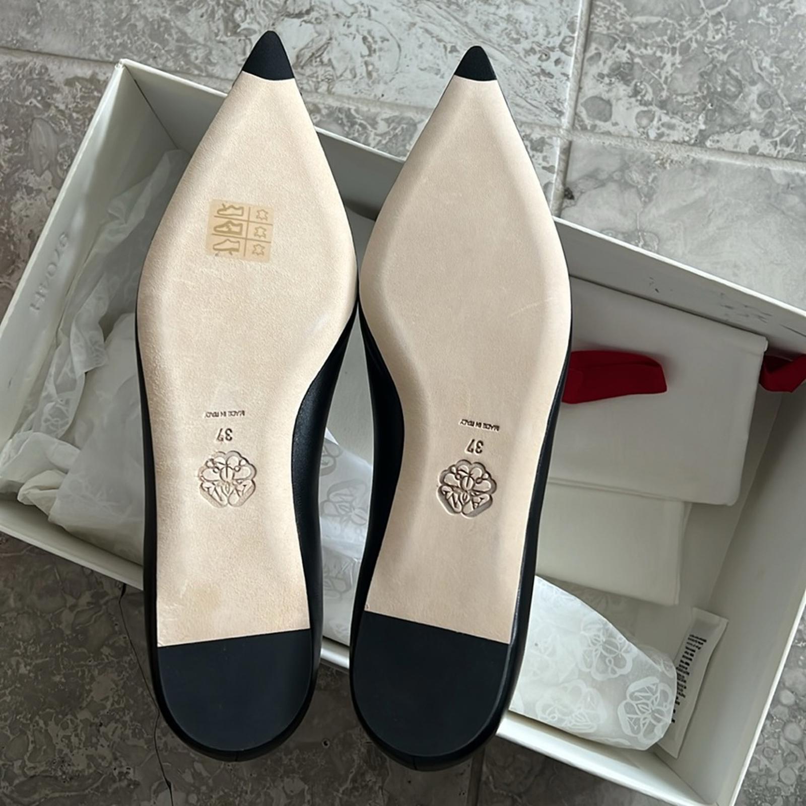 Alexander McQueen Leather Punk Stud Ballerina Flats Size 37 New in Box +Dust Bag