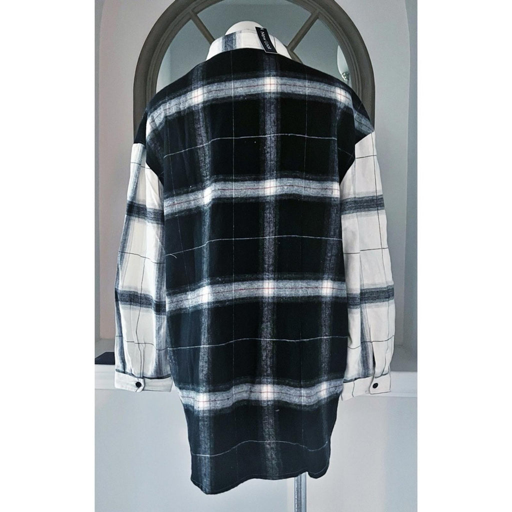 NEW LOOK Plaid Button Up Shirt in Black & White Size 1X New w/Tag
