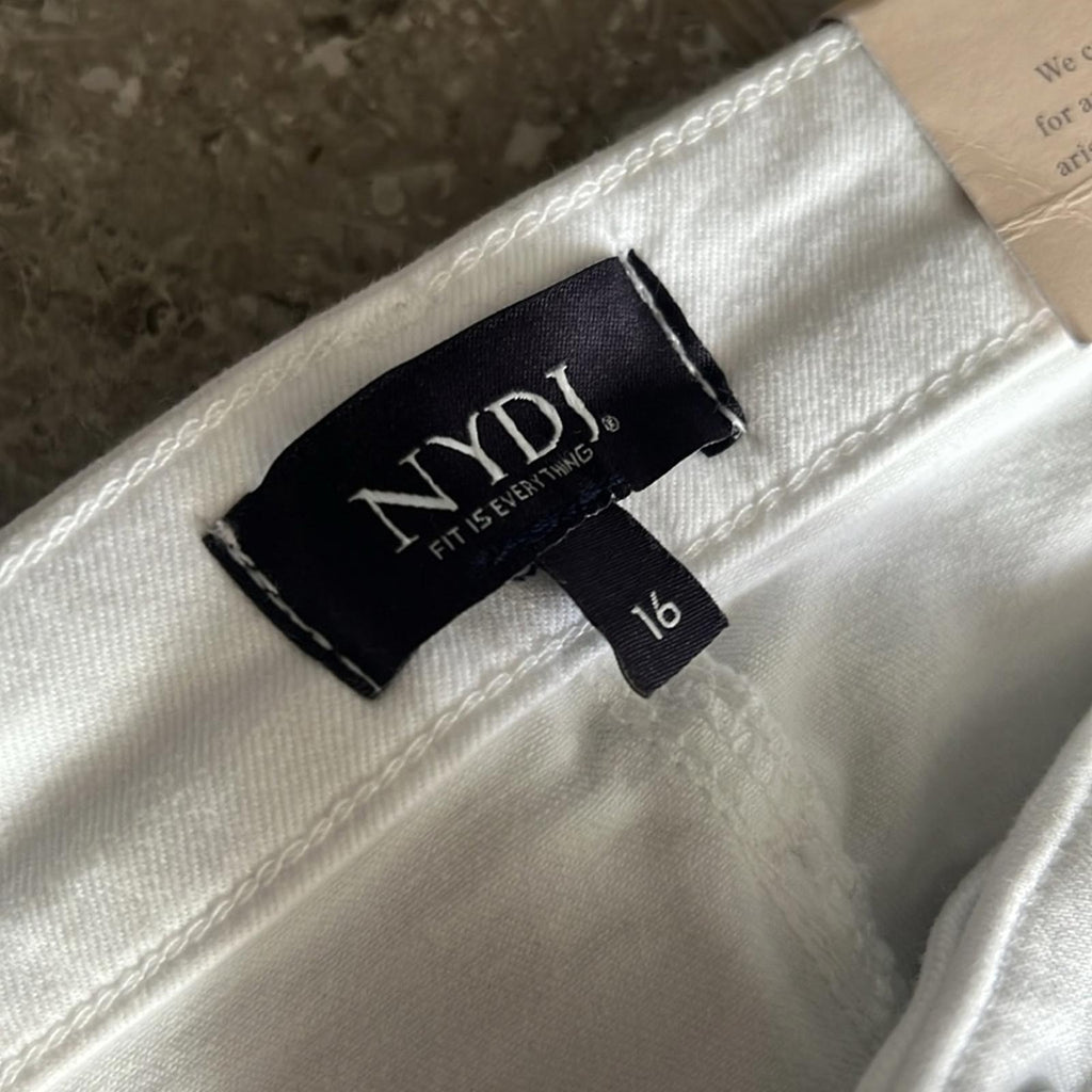 NYDJ Teresa High Waist Fray Hem Wide Leg Jeans, in White Size 16, New w/Tag