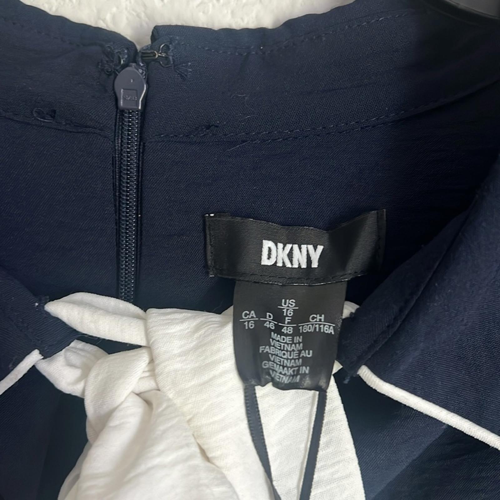 DKNY Contrast-Trim Trapeze Dress in Navy/White, Size 16 NEW w/Tag