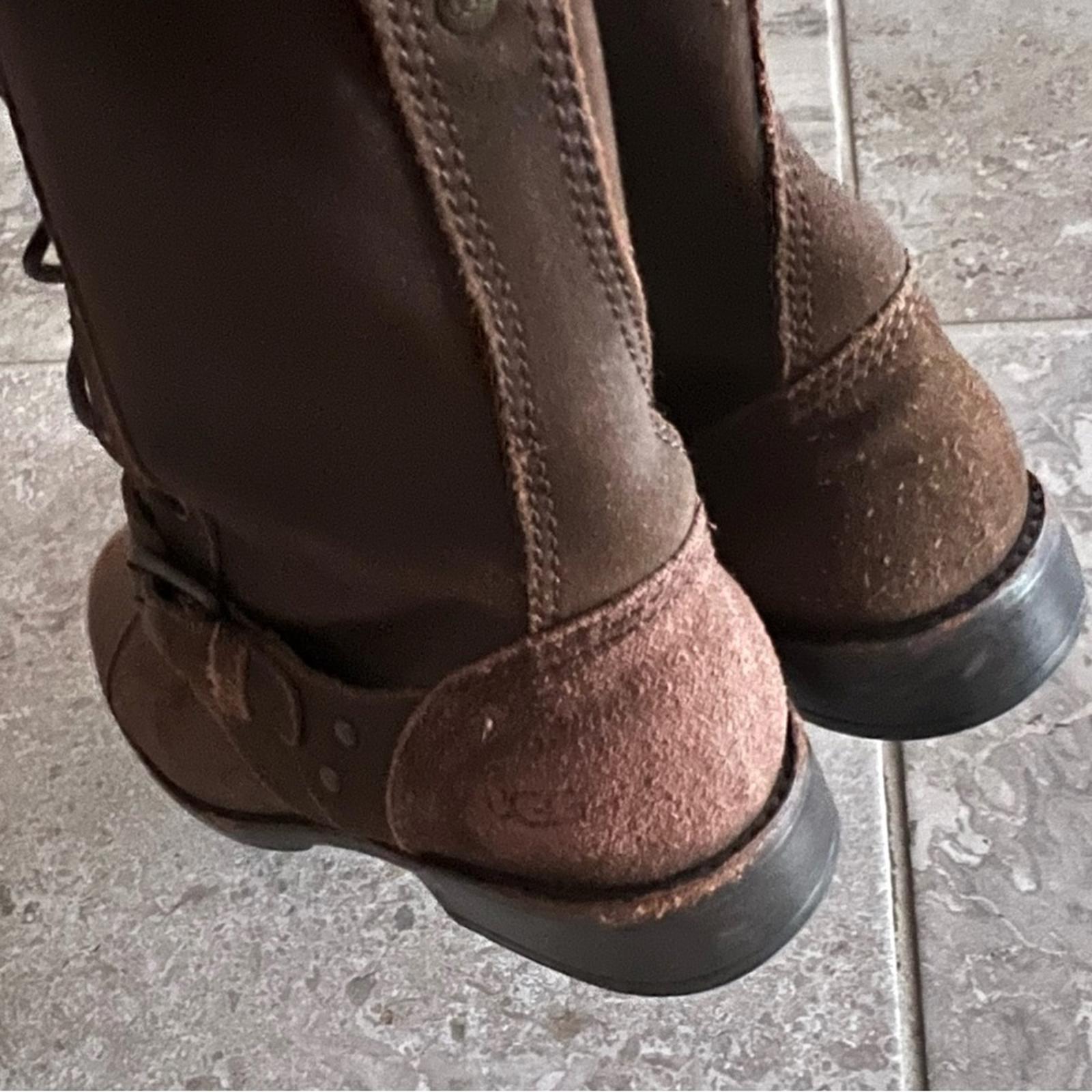 UGG Australia Marela Dark Lace-Up Leather Booties in Chestnut Brown, Size 7