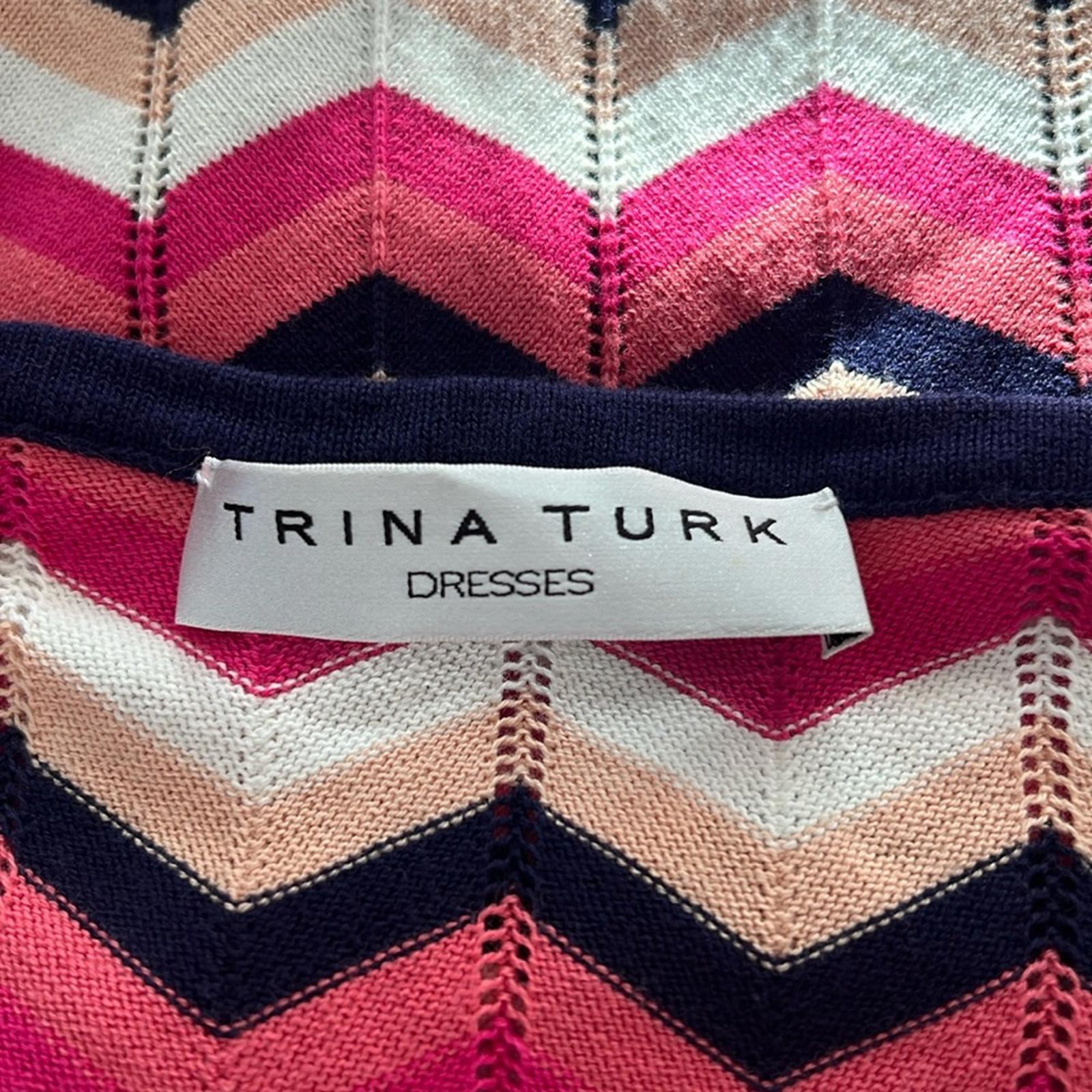 Trina Turk Knit Dress w/Chevron Pattern, Size 10 EXCELLENT!