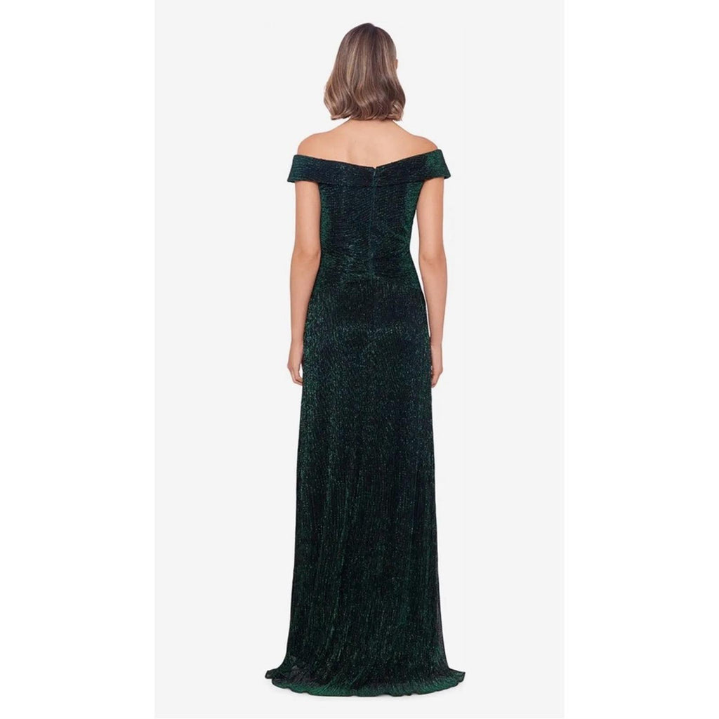 NEW XSCAPE Off-the-Shoulder Pleated Metallic Gown, Green Size 8 New w/Tag $269