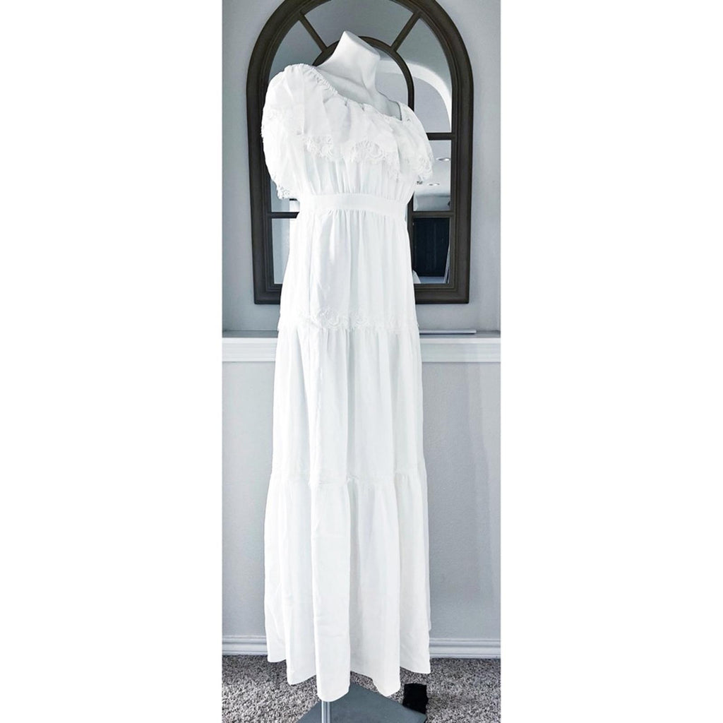 Aqua Off the Shoulder Long Evening Dress in Off-White, Size 10 New w/Tag $348