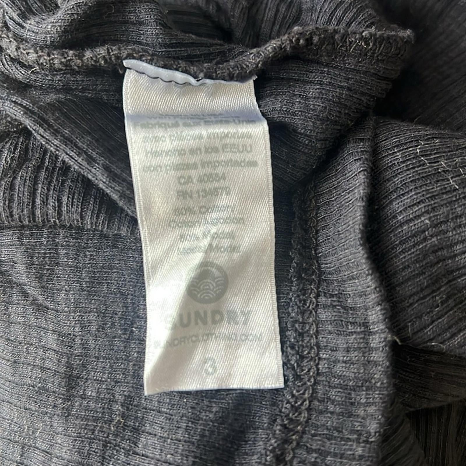 Sundry BLACK Puff Sleeve Turtleneck Top, NWT, Size L