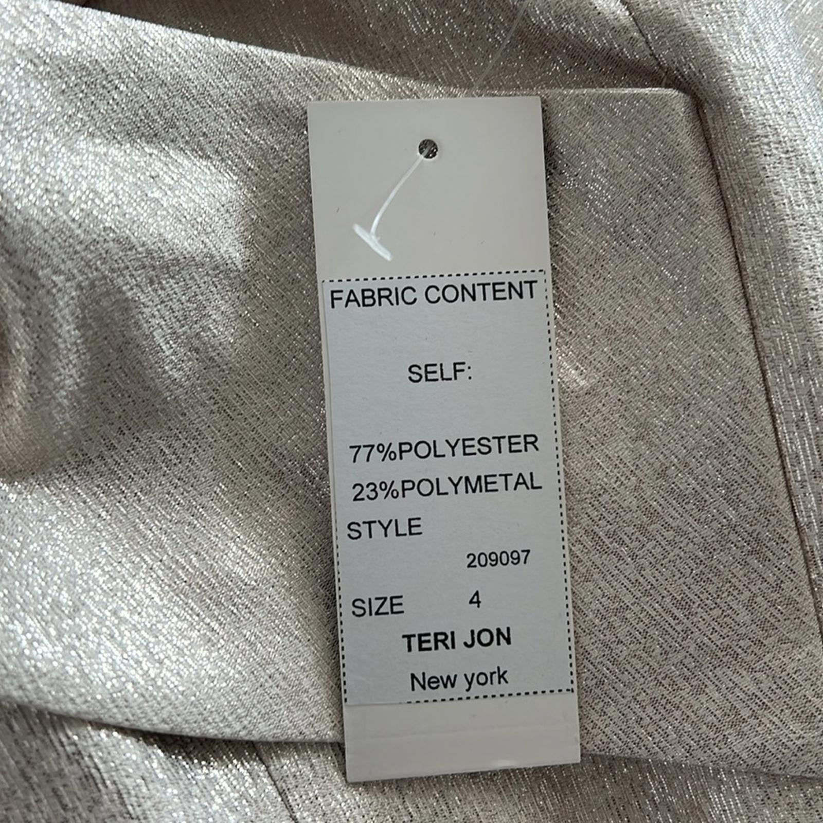 Teri Jon Metallic Jacquard Off-the-Shoulder Champagne Gown Size 4 NEW w/Tag