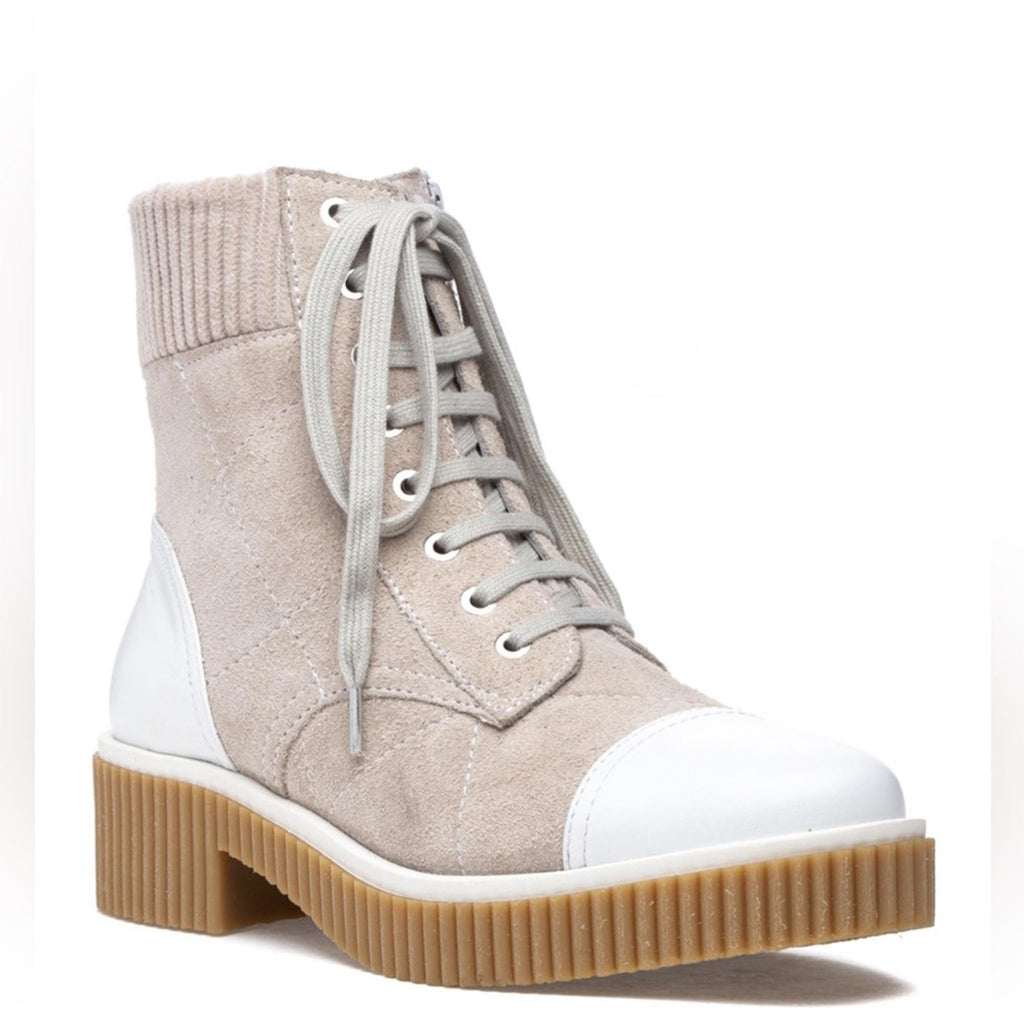 Vaneli Mage Boots in Light Grey Nival Combo, Size 7
New w/o Box Retail $250
