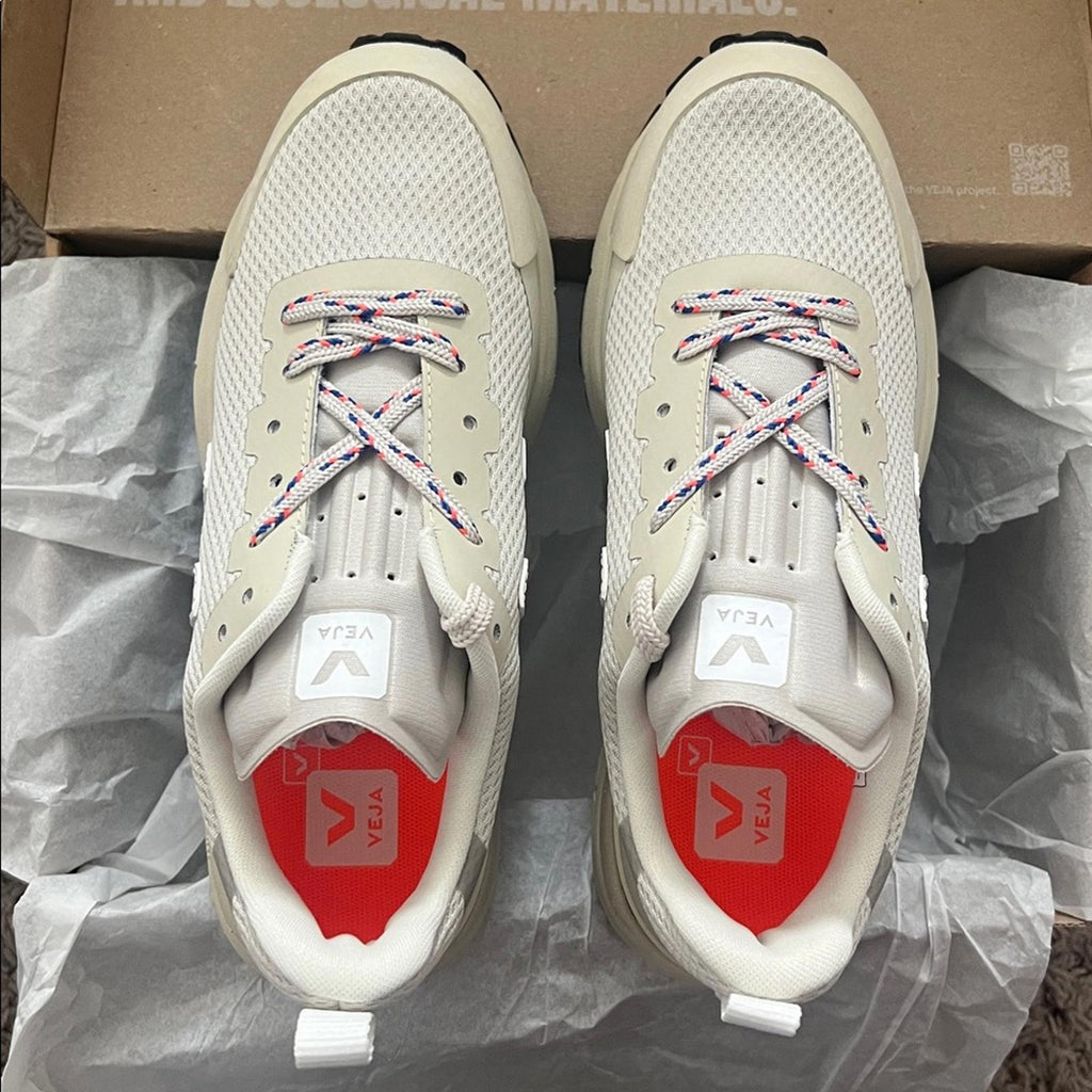 Veja Dekkan Alveomesh Sneakers in Natural White, Size 36, NEW in Box