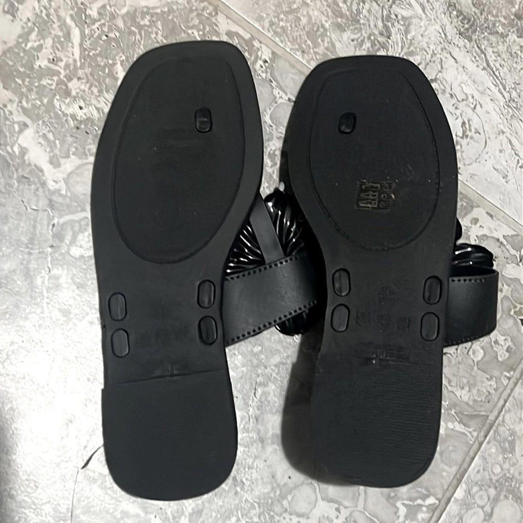 Larroude Hibiscus Sandals in Black, Size 10/11 NEW w/o Box