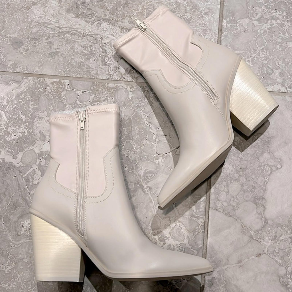 Steve Madden Thorn Western Boots Bone Stretch, Size 9 New in Box, Retail $140