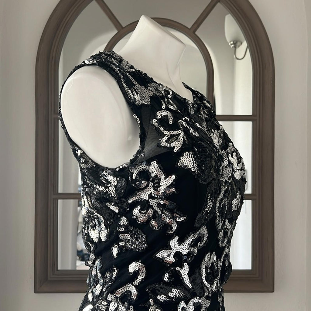 Badgley Mischka Midnight Swirl Long Formal Dress, Black Silver Size 10 $850